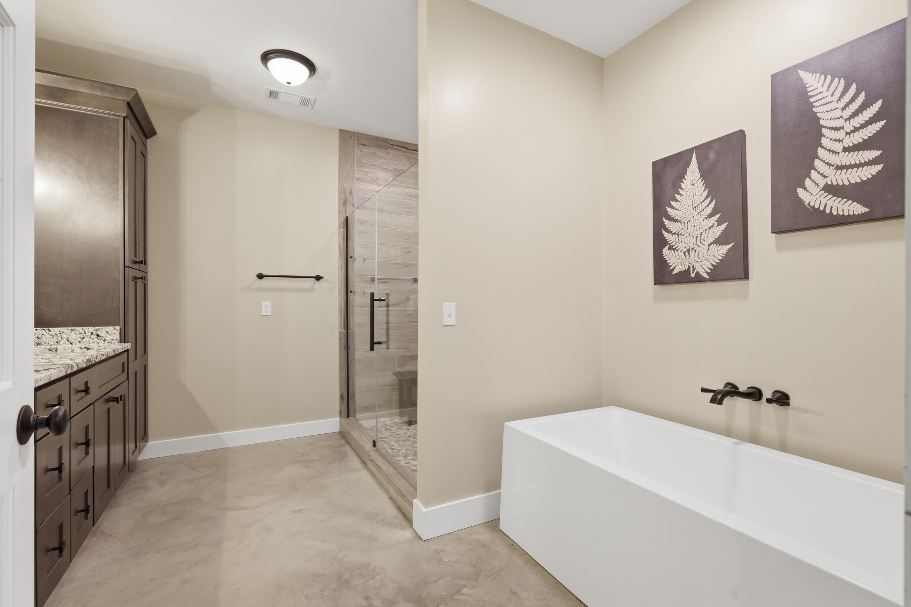 5279 E State Line Road Property Photo 30