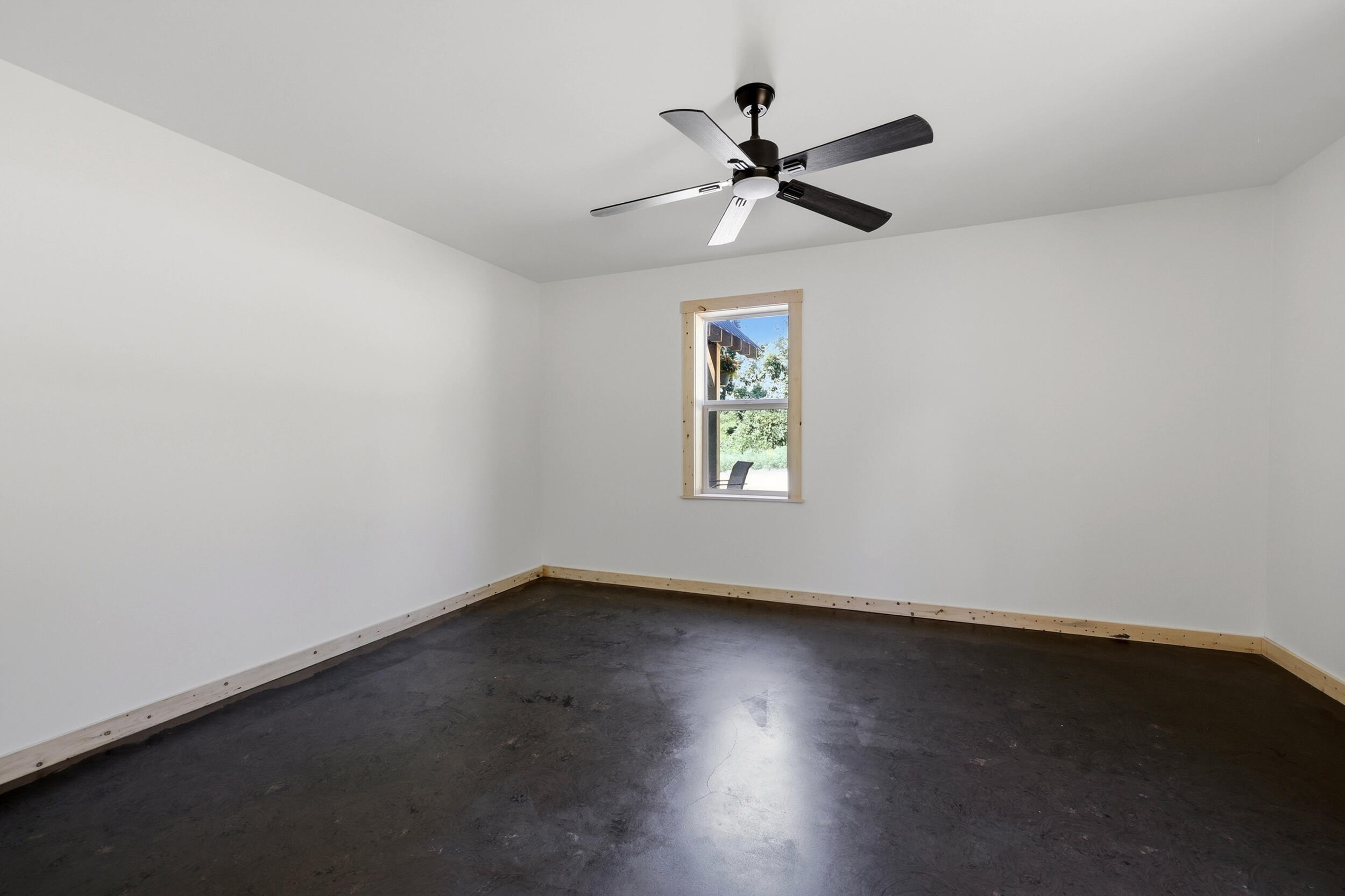 1846 Cream Ridge Road Property Photo 17