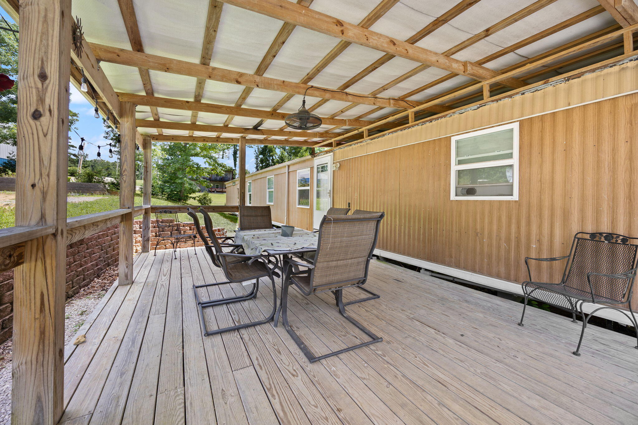 121 Shinbone Drive Property Photo 5