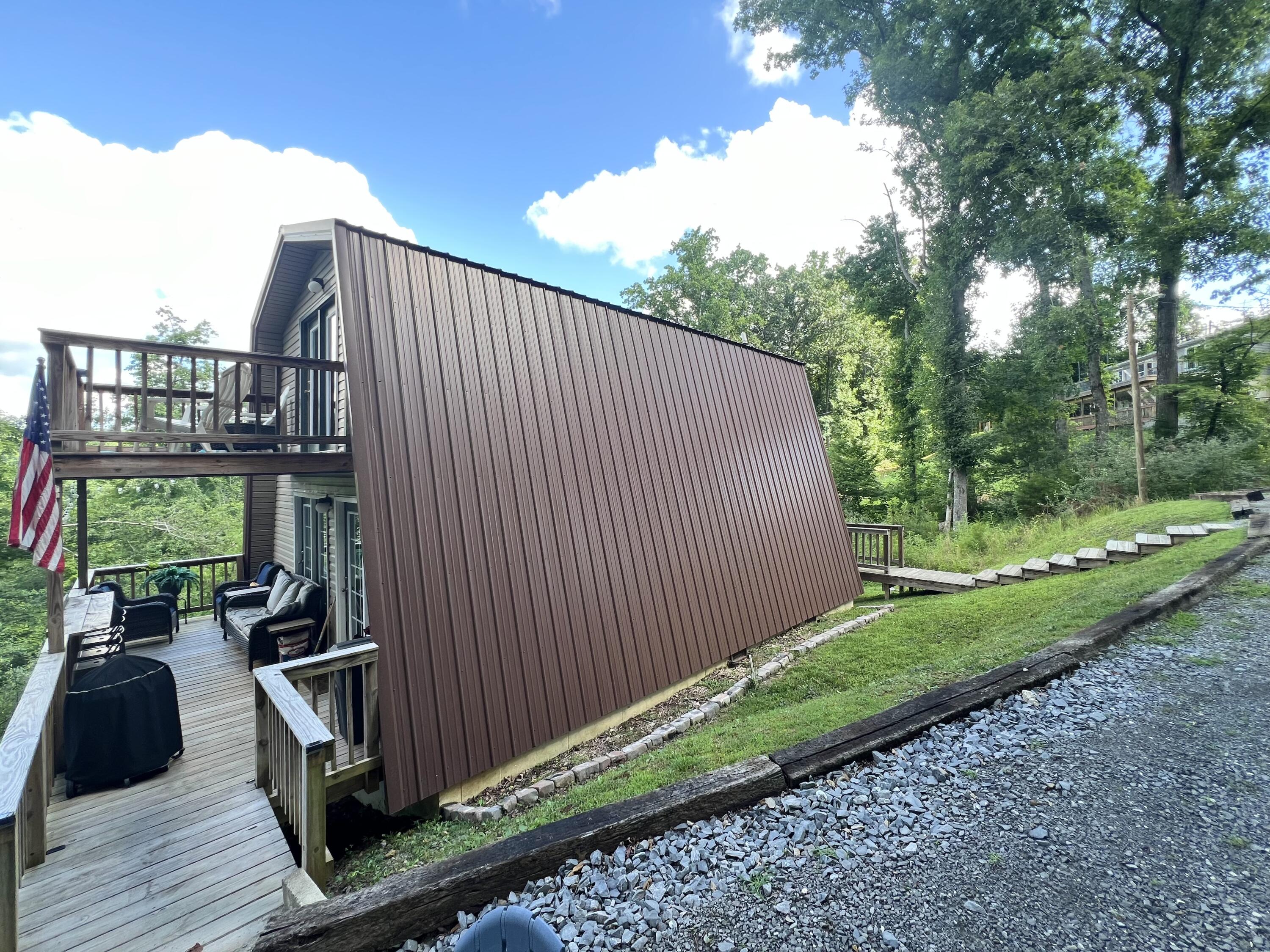 1023 Harbor Springs Road Property Photo 4