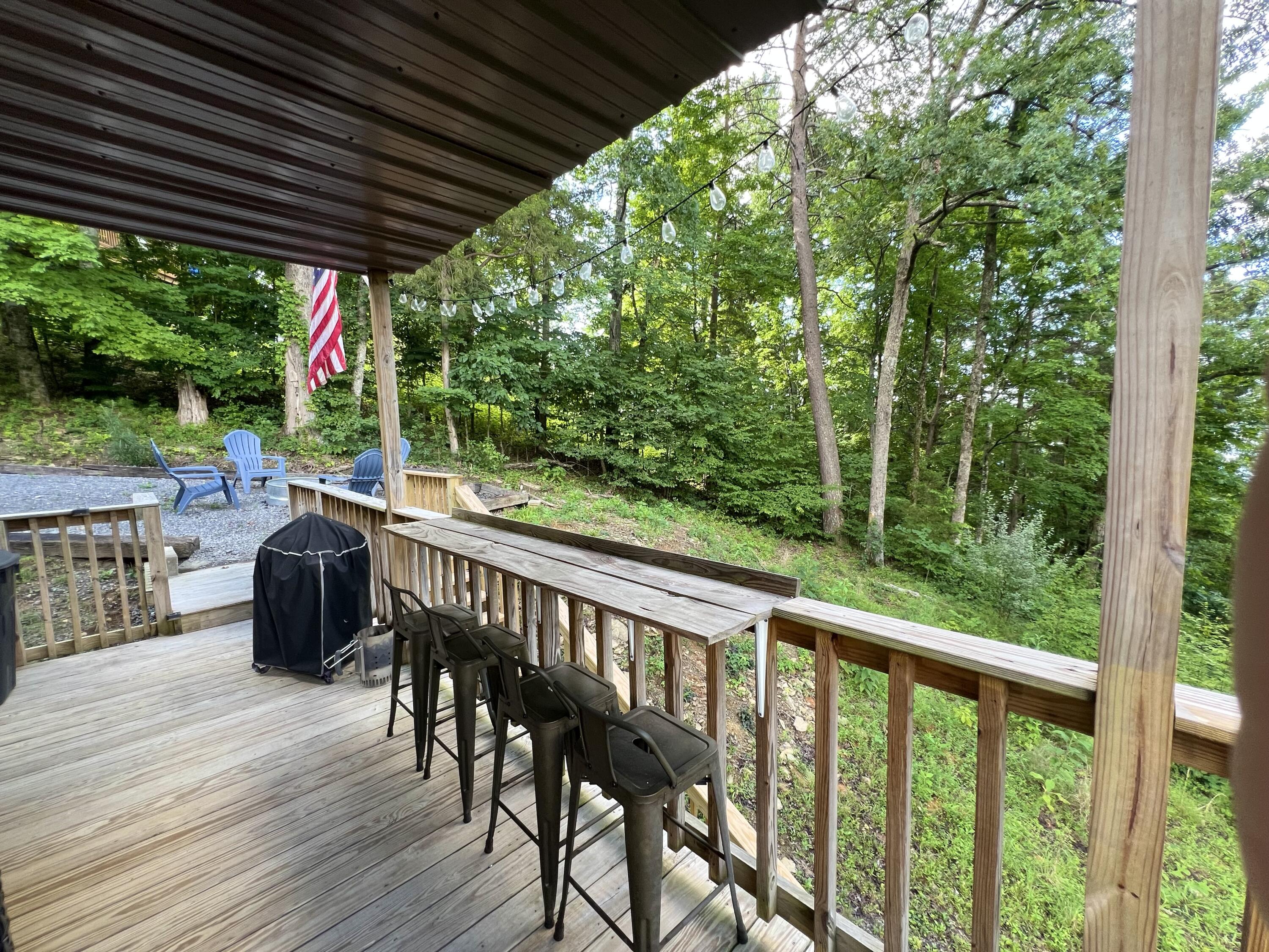 1023 Harbor Springs Road Property Photo 6