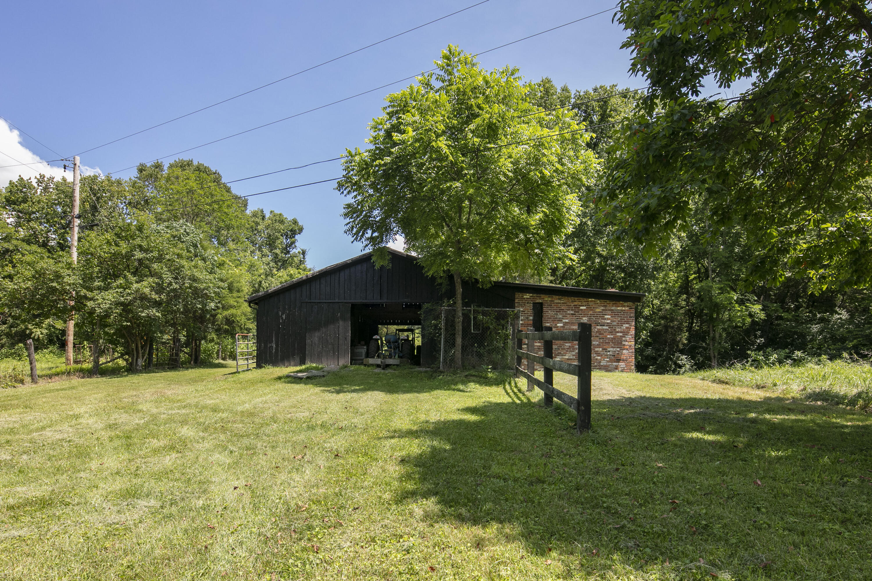 2175 Mcgee 1 Lane Property Photo 5