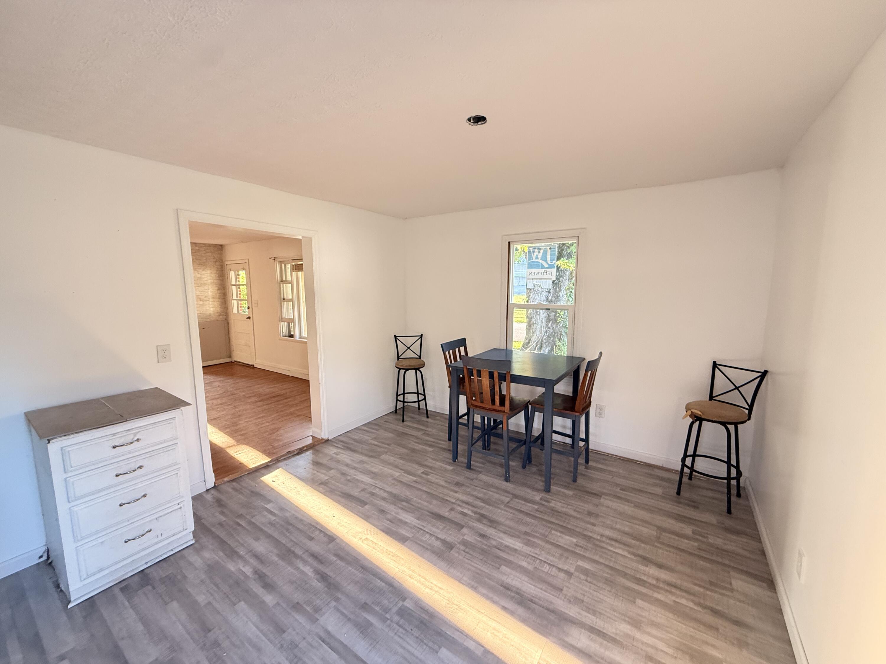 1481 Maxey Valley Road Property Photo 3
