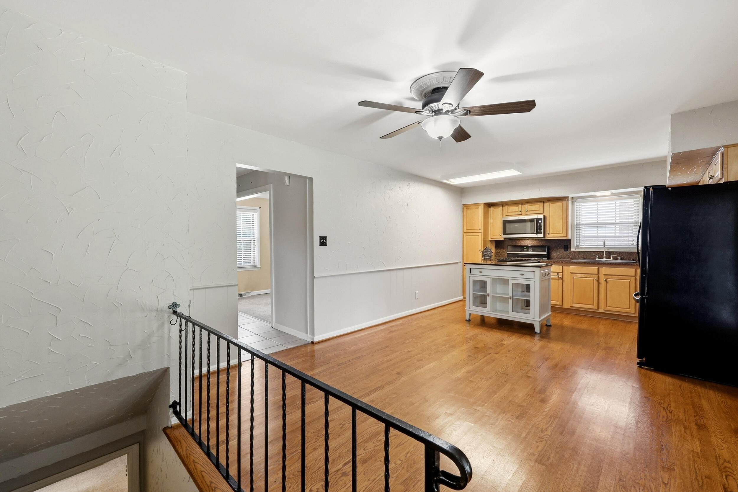 1736 Gleneagles Drive Property Photo 14