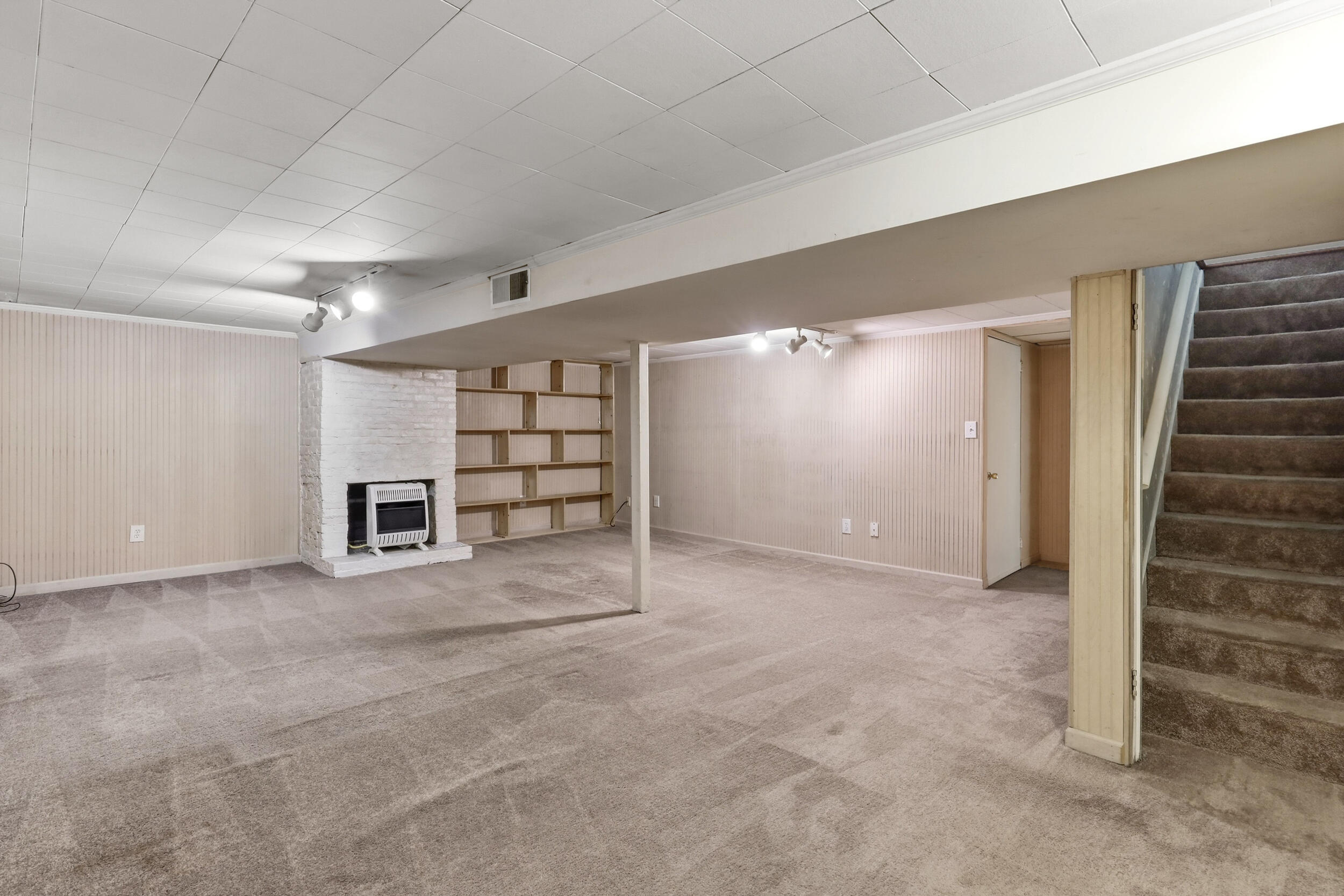 1736 Gleneagles Drive Property Photo 31