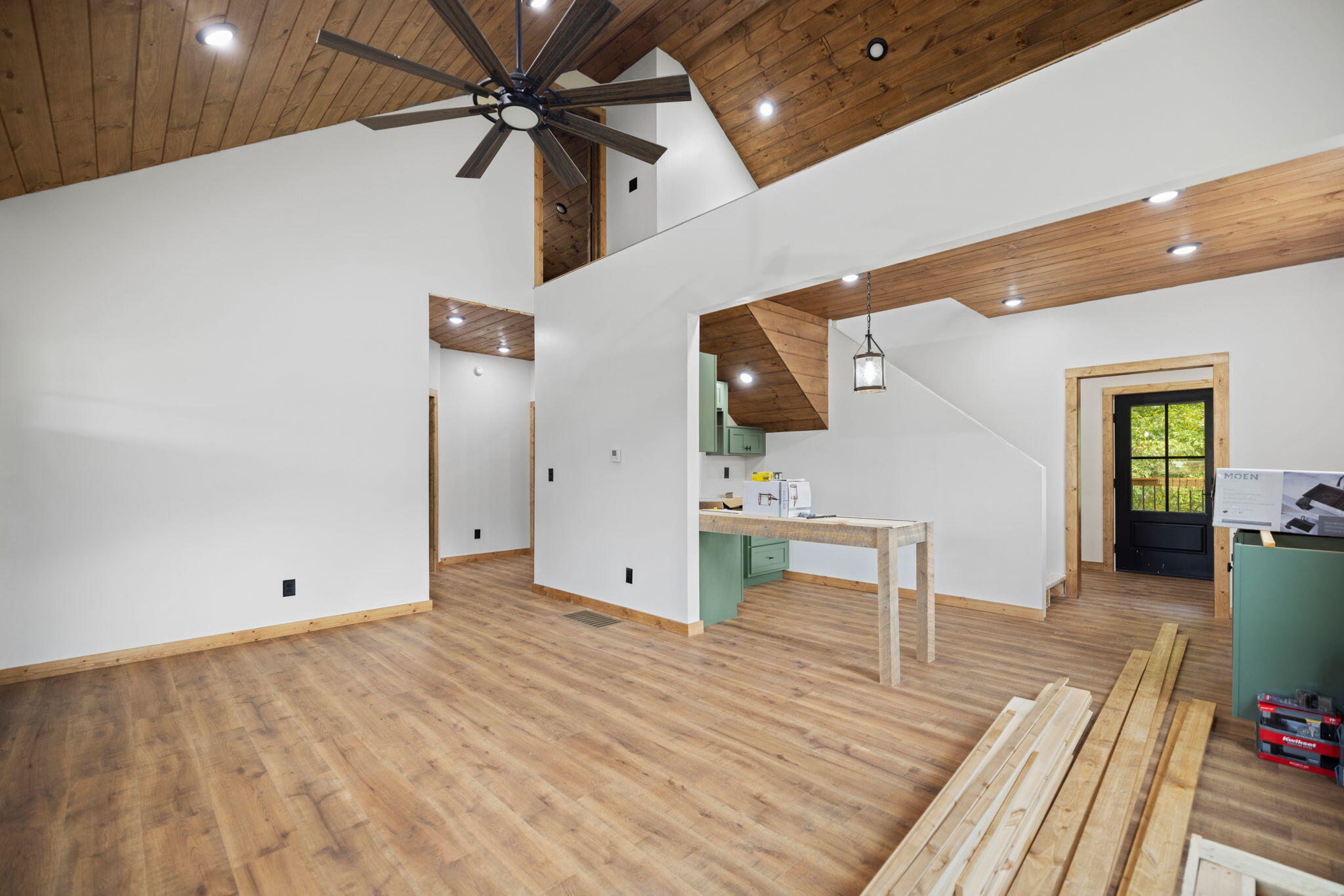 38 Hawks Point Road Property Photo 10