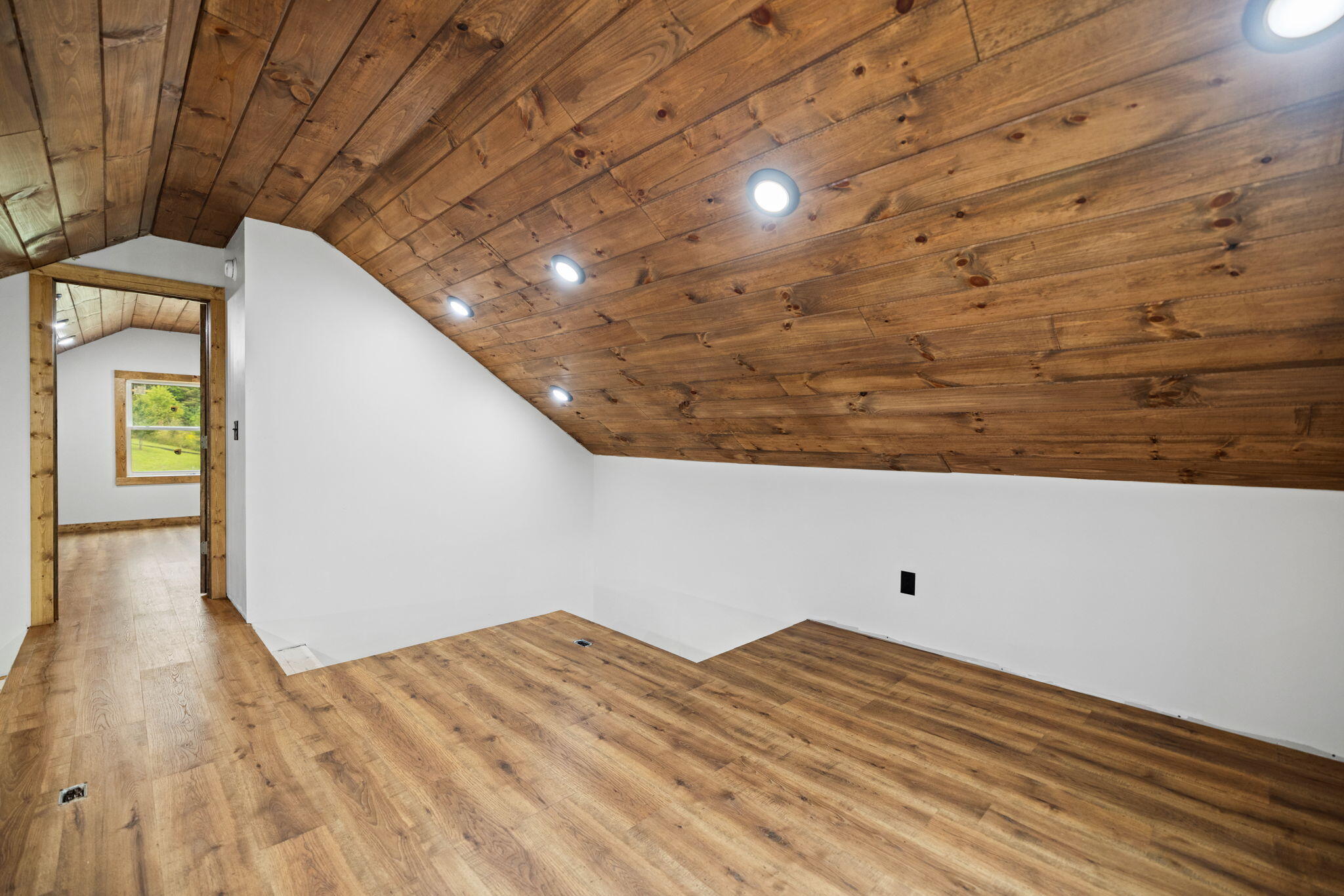 38 Hawks Point Road Property Photo 26