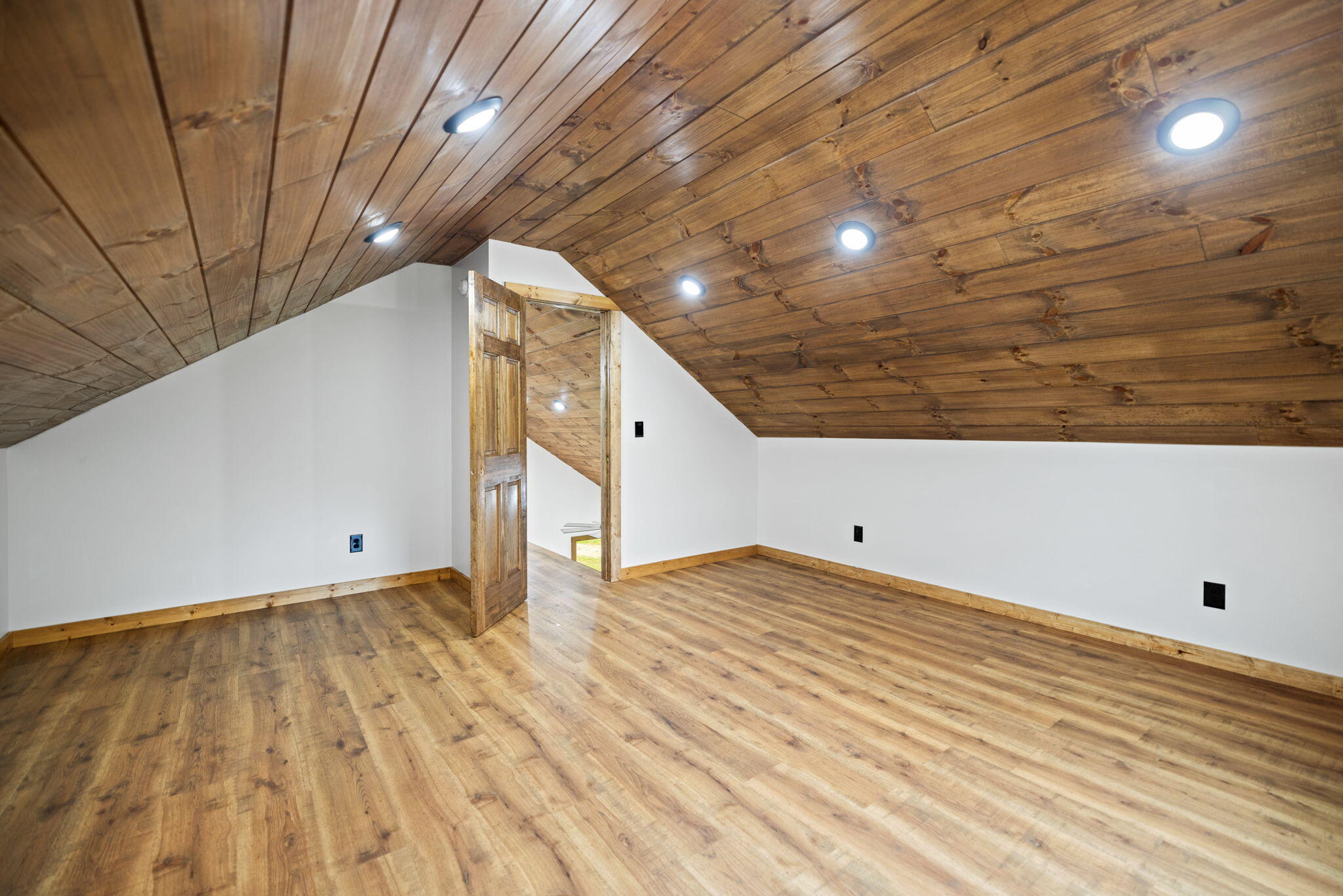38 Hawks Point Road Property Photo 31