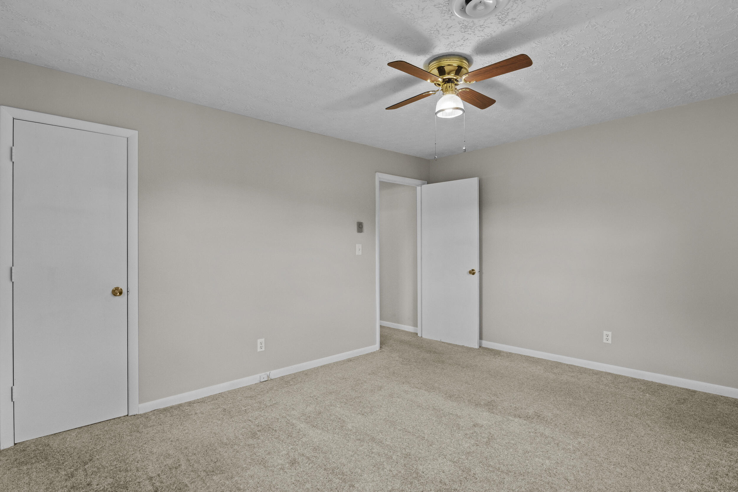 79 Pine Street Property Photo 20