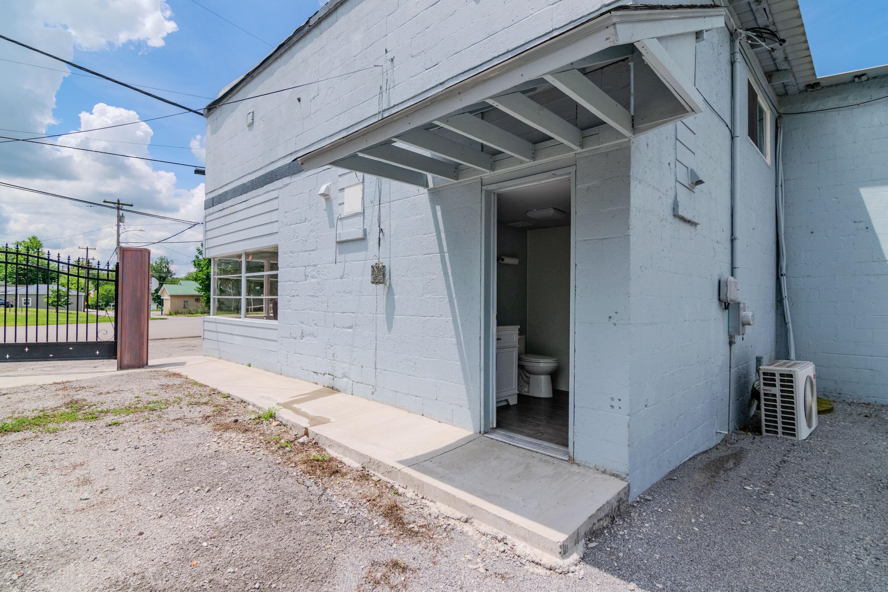 311 Main Street Property Photo 48