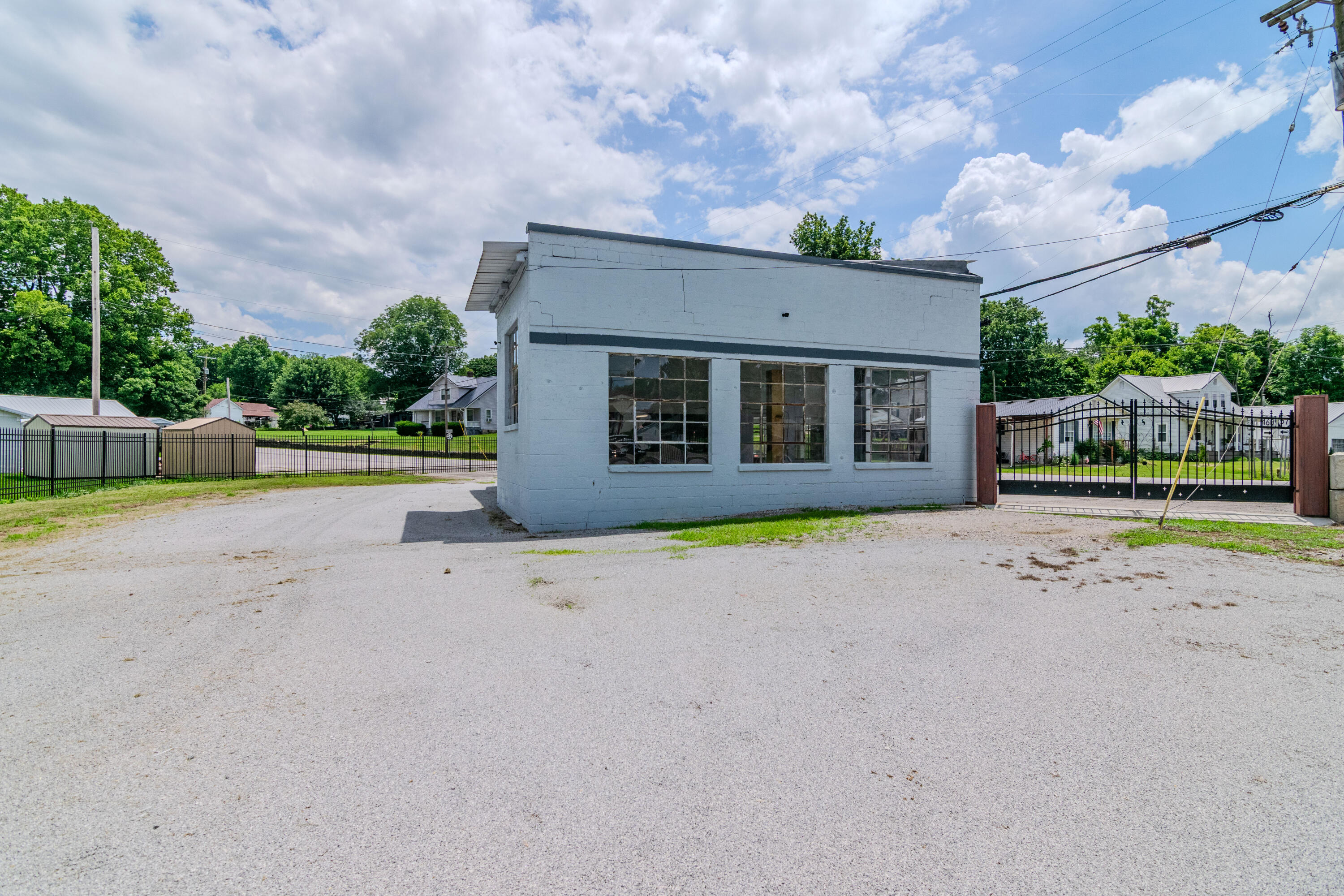 311 Main Street Property Photo 55