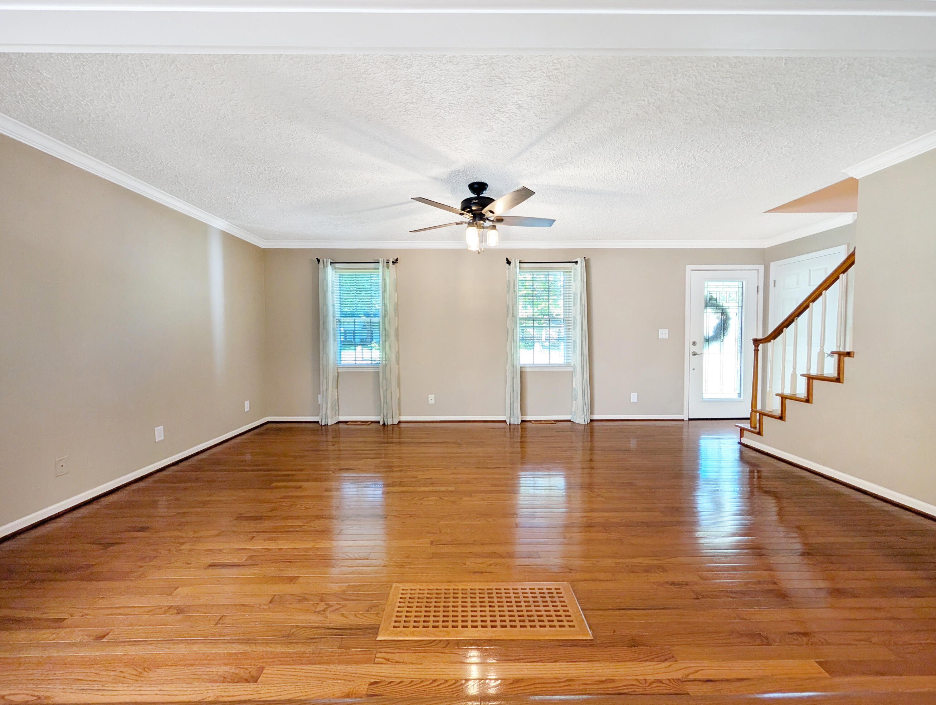 200 W Fairway Drive Property Photo 23