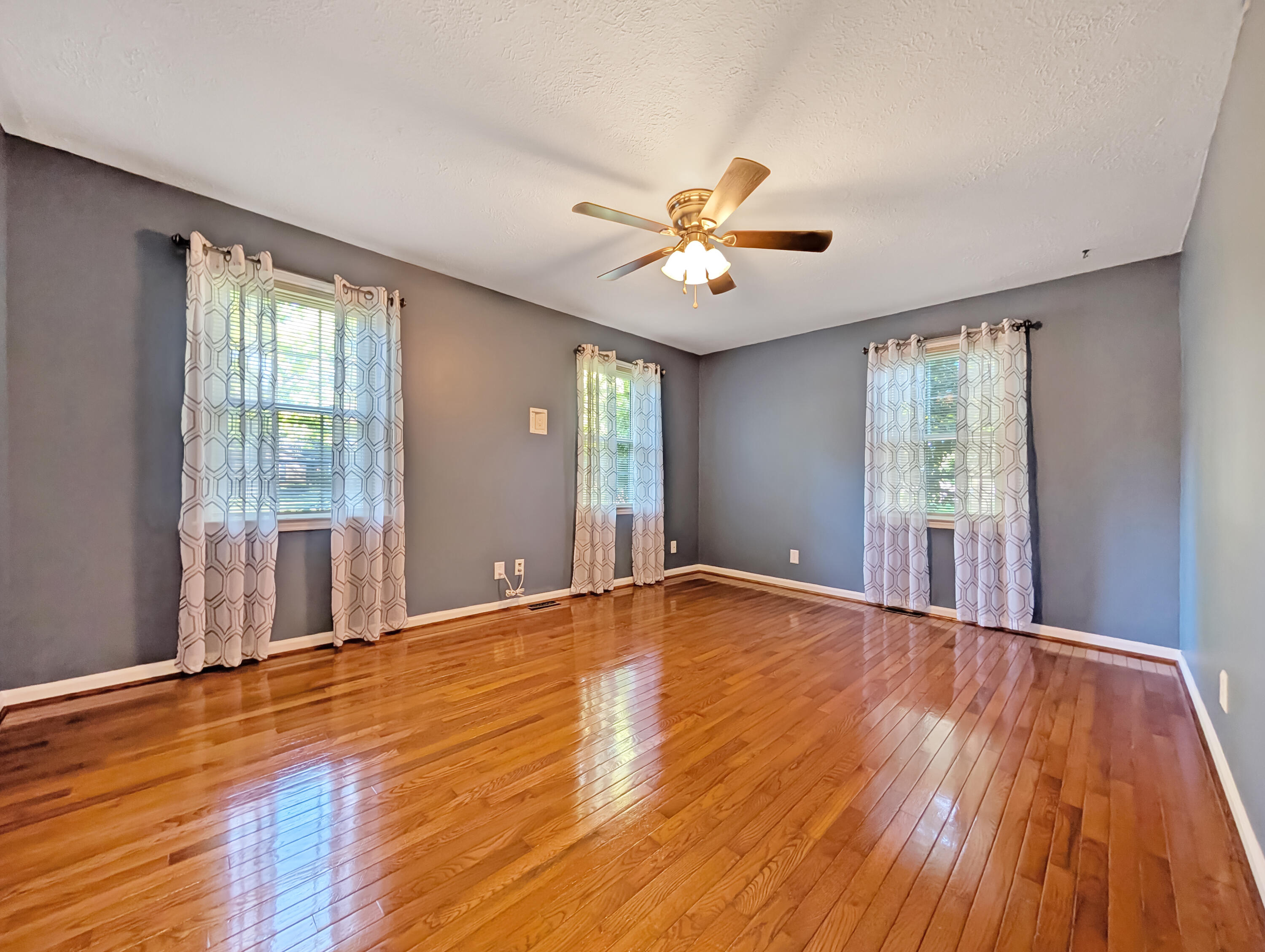 200 W Fairway Drive Property Photo 49