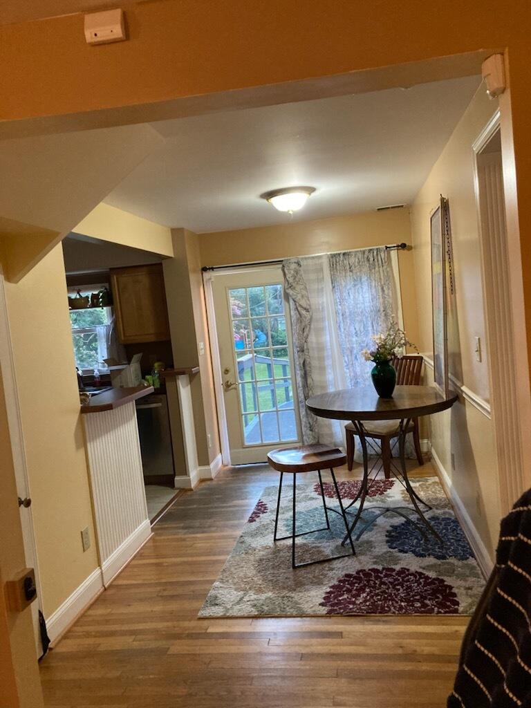 1724 Courtney Avenue Property Photo 10