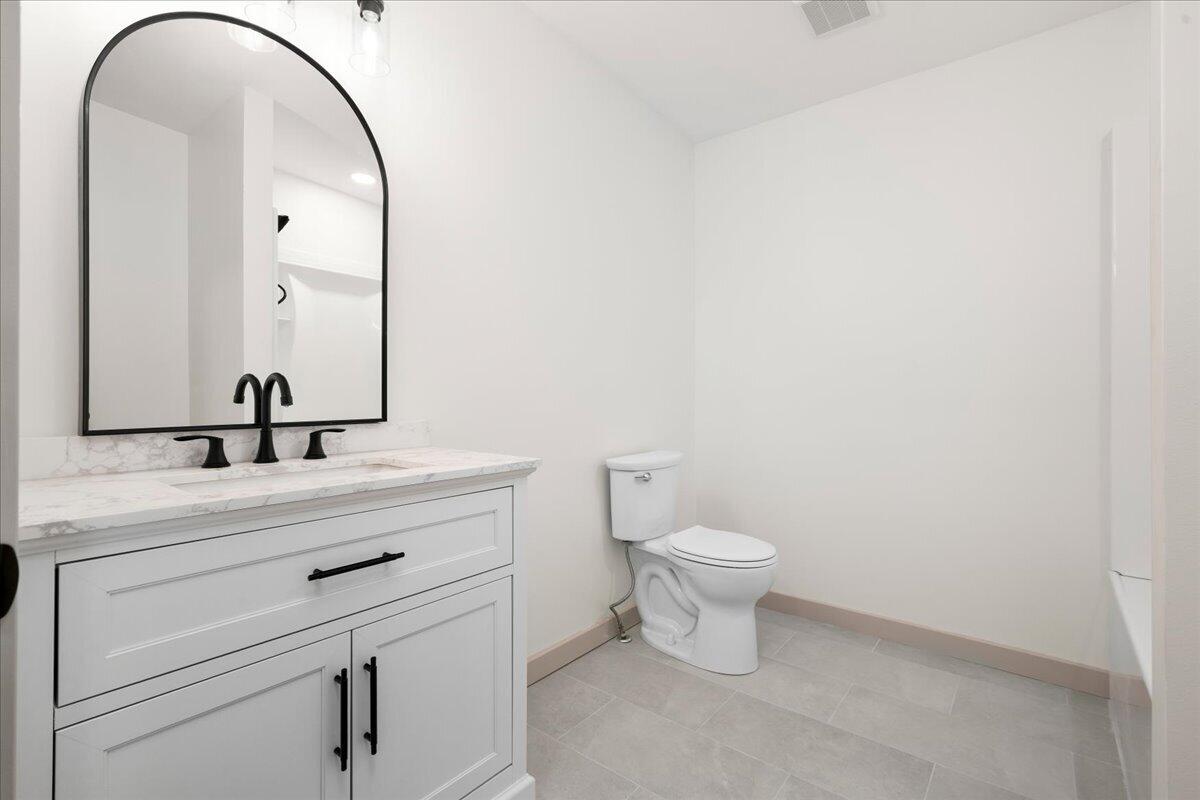 634 Cardinal Lane Property Photo 27