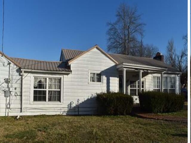 186 Exchange Street Property Photo 1
