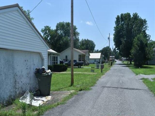 186 Exchange Street Property Photo 3