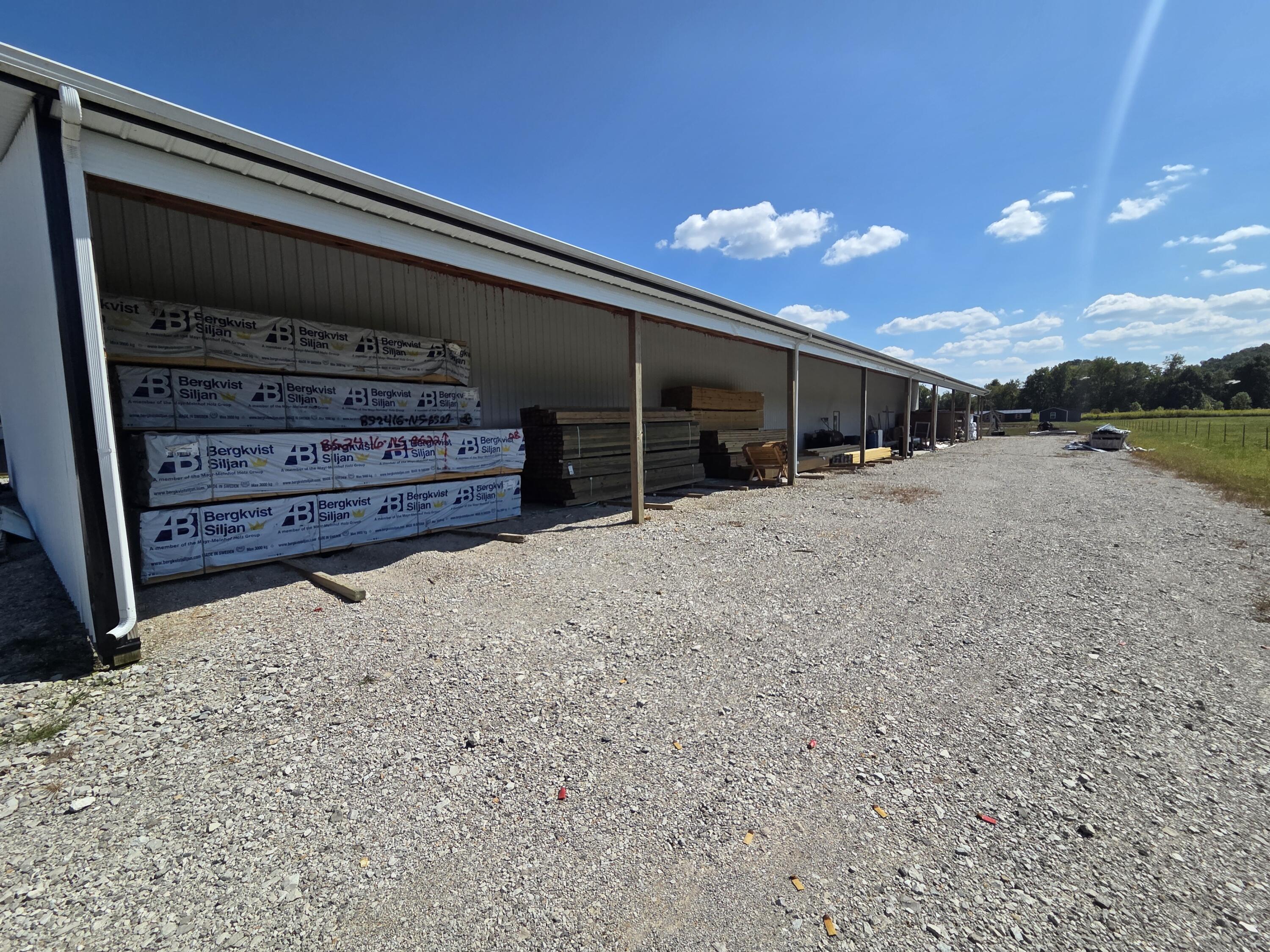 3557 - A Mill Creek Road Property Photo 6