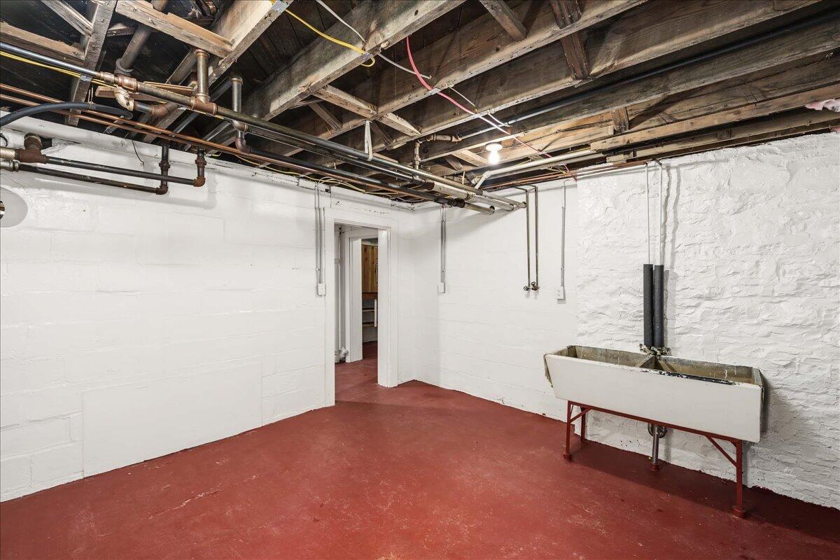 207 Paul Sawyier Drive Property Photo 26
