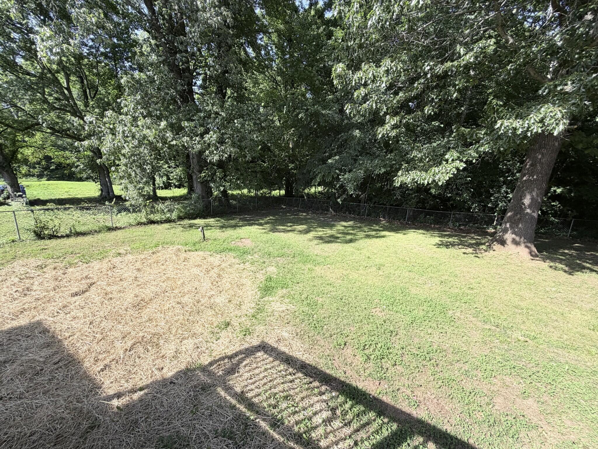 416 Sideline Drive Property Photo 3