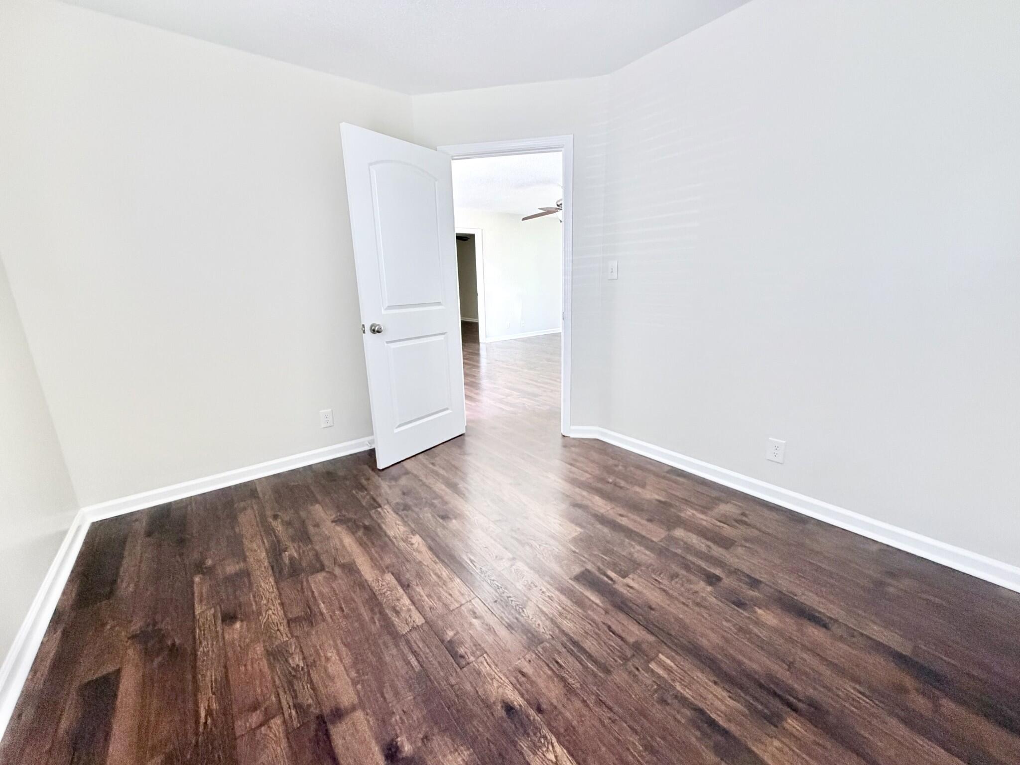 416 Sideline Drive Property Photo 7