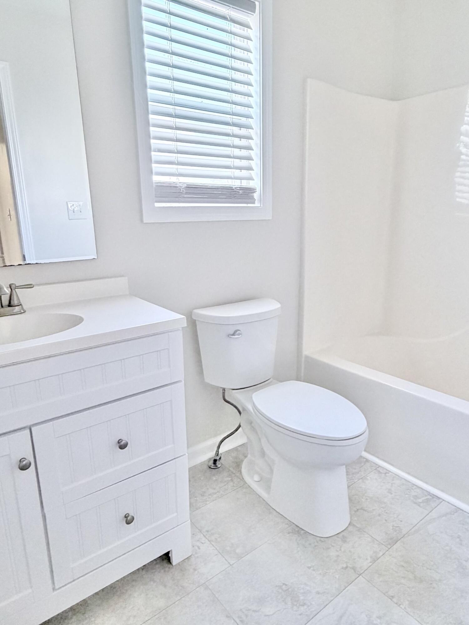 416 Sideline Drive Property Photo 8
