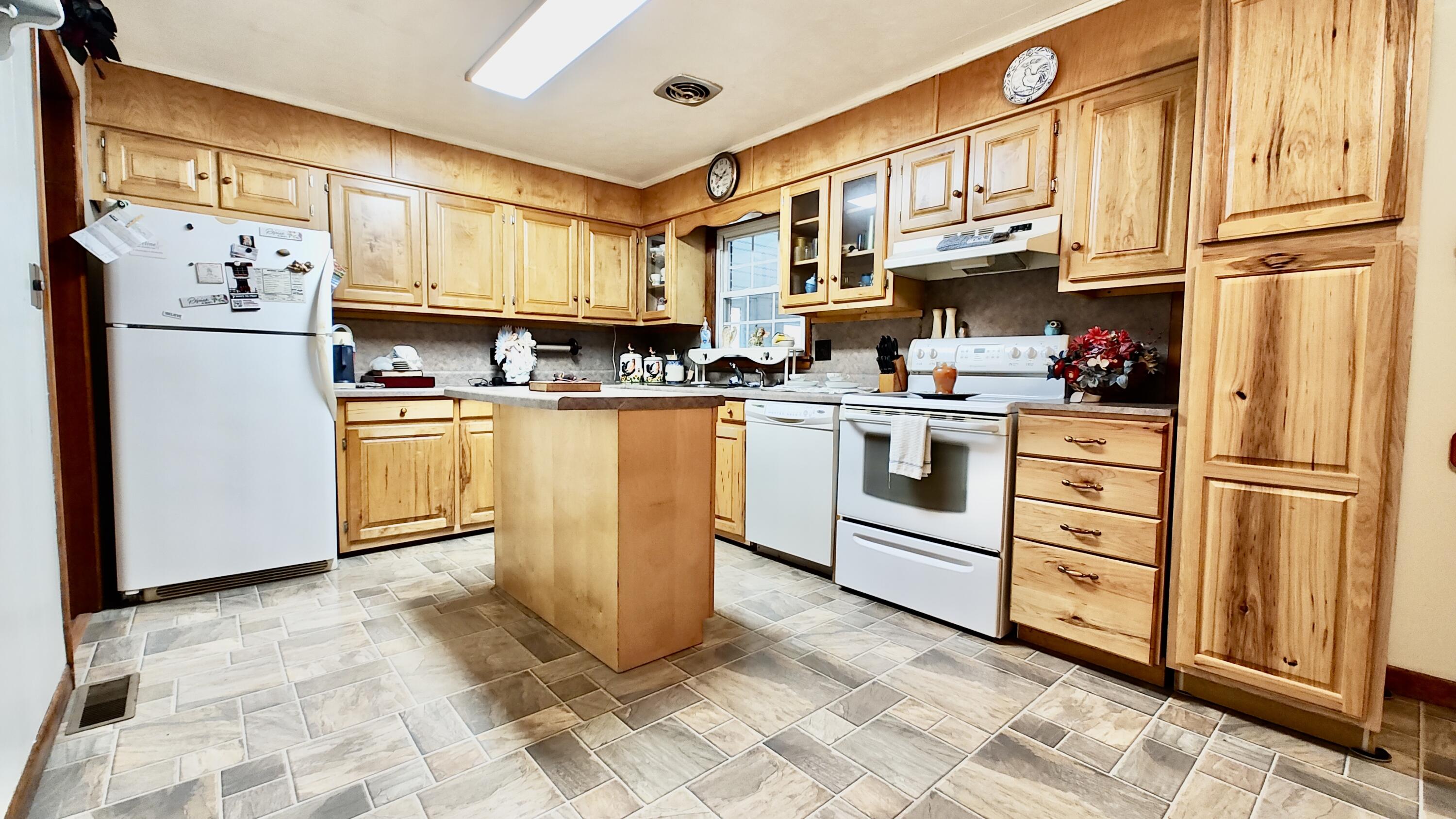 410 Pecan Drive Property Photo 8