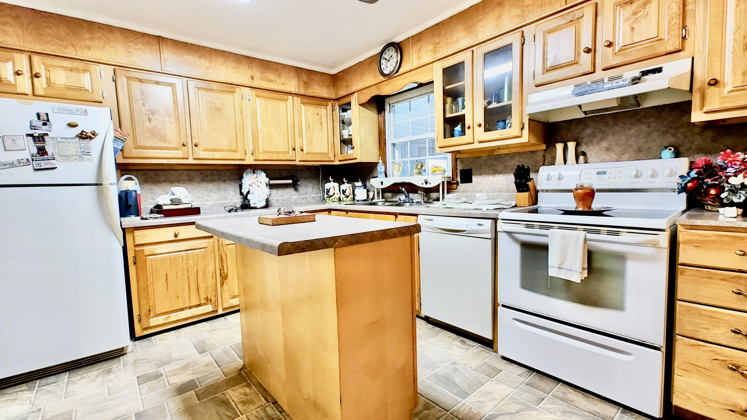 410 Pecan Drive Property Photo 10