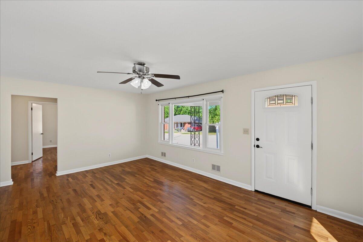 153 Sunset Drive Property Photo 5