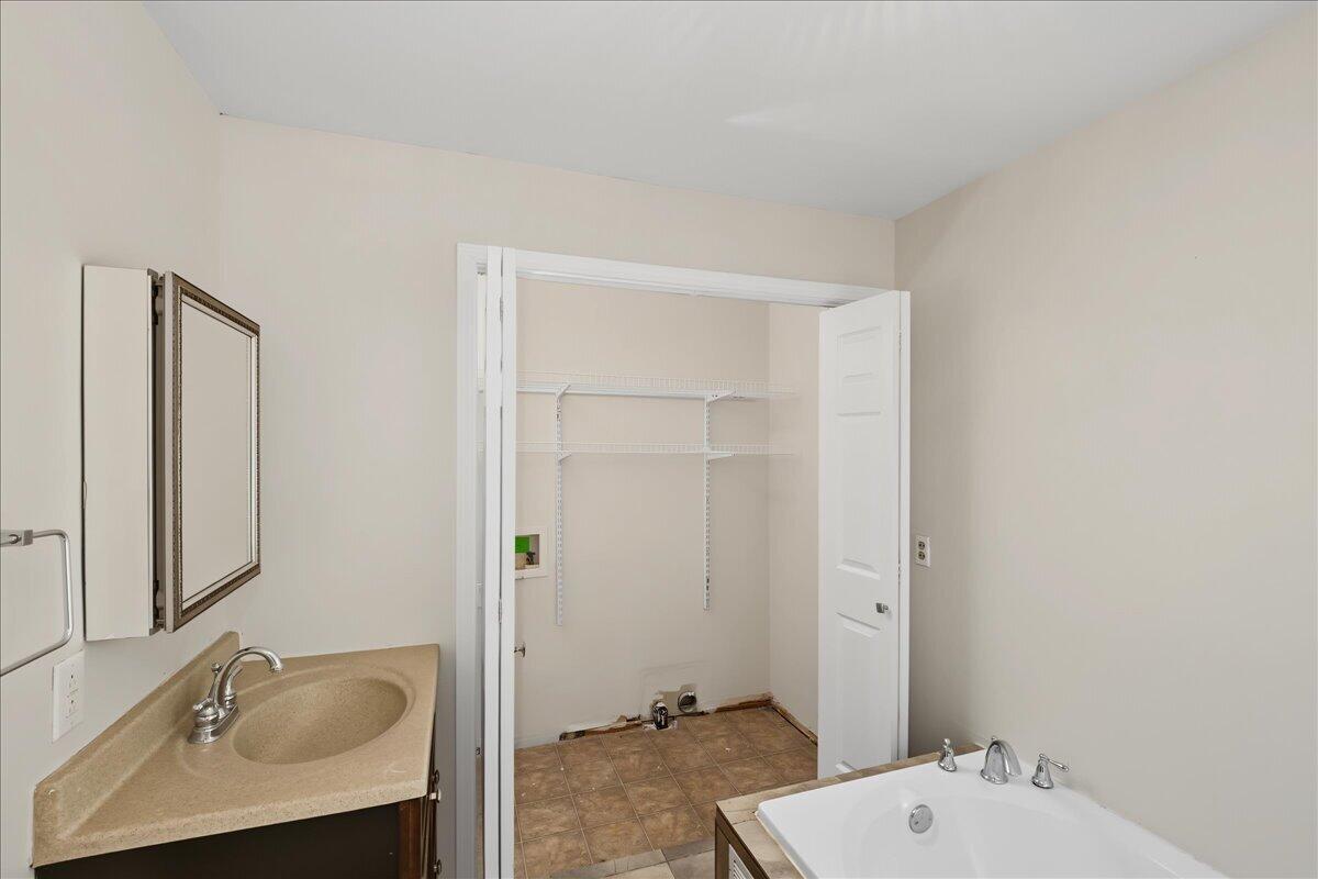 153 Sunset Drive Property Photo 14