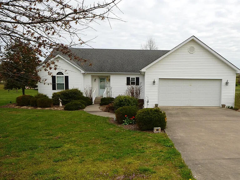 451 Bellaire Drive Property Photo 1