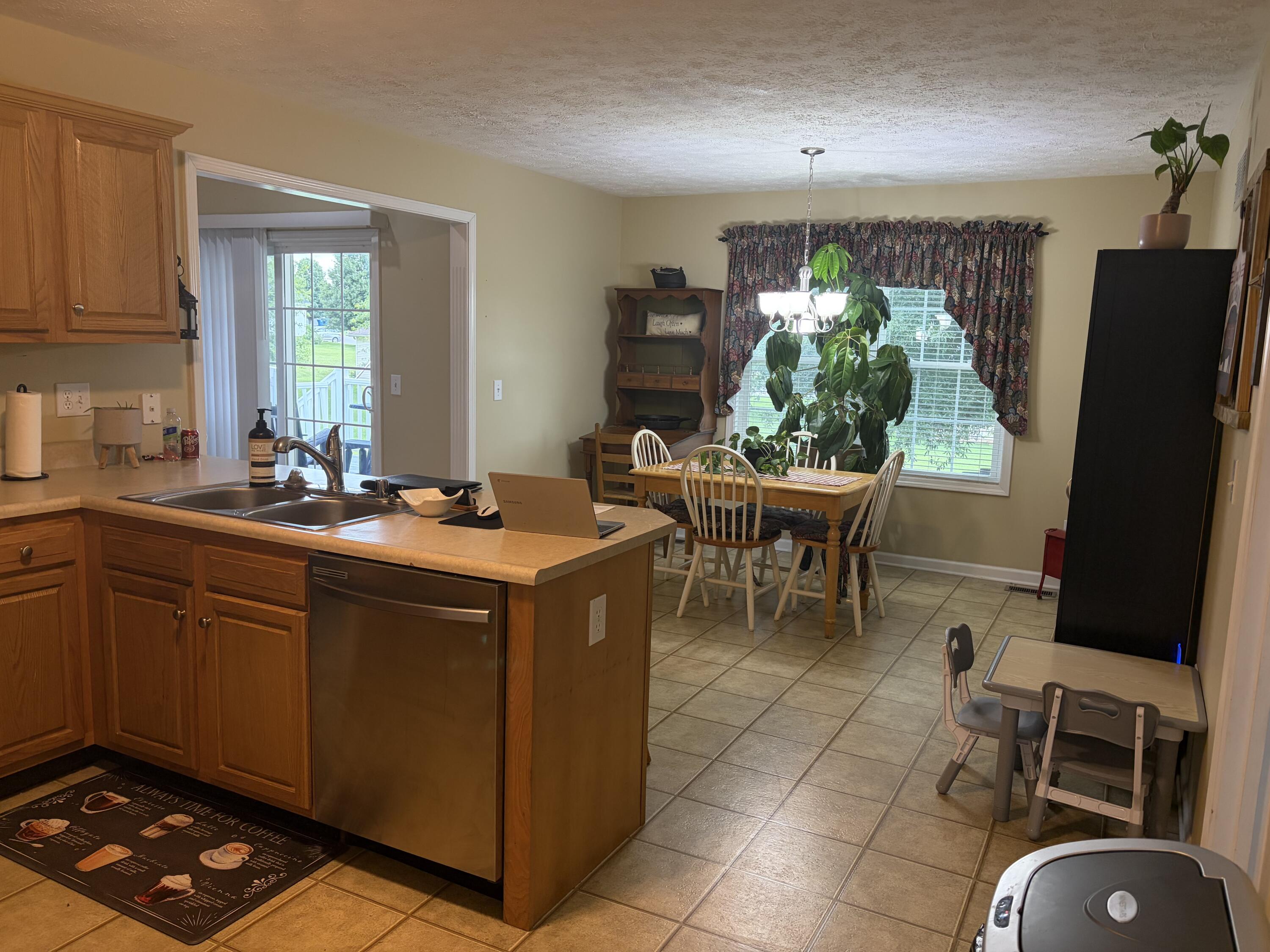 451 Bellaire Drive Property Photo 25