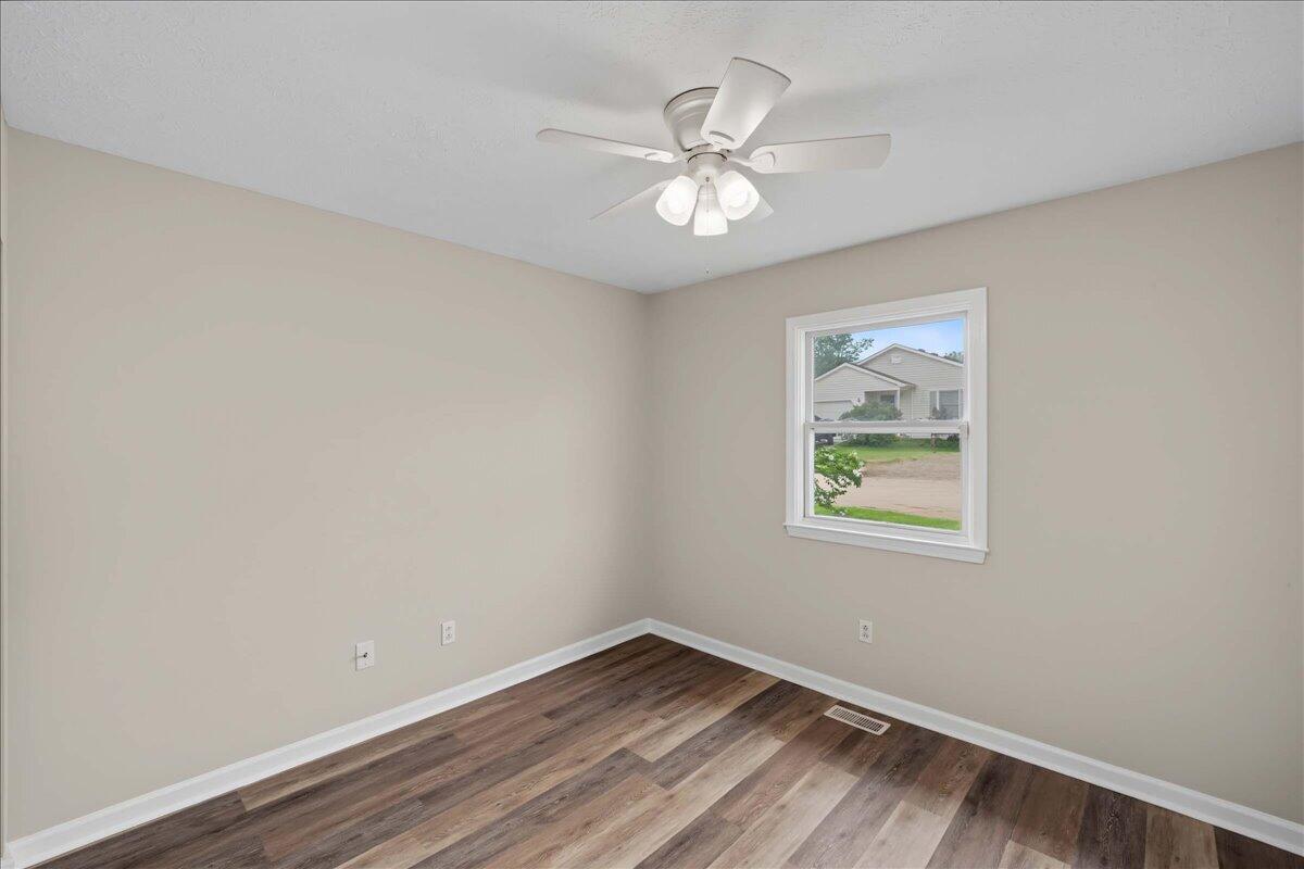 230 Donalynn Drive Property Photo 10