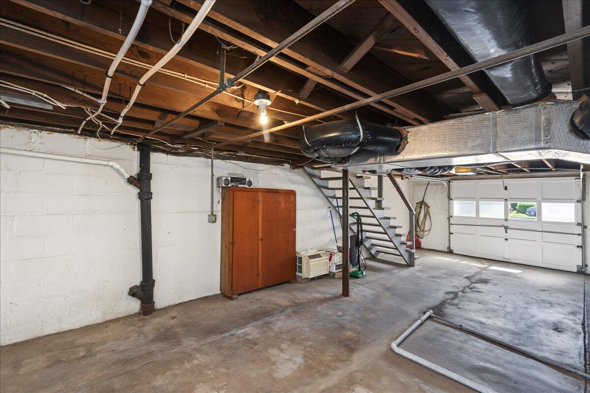 208 - 210 Logan Property Photo 13