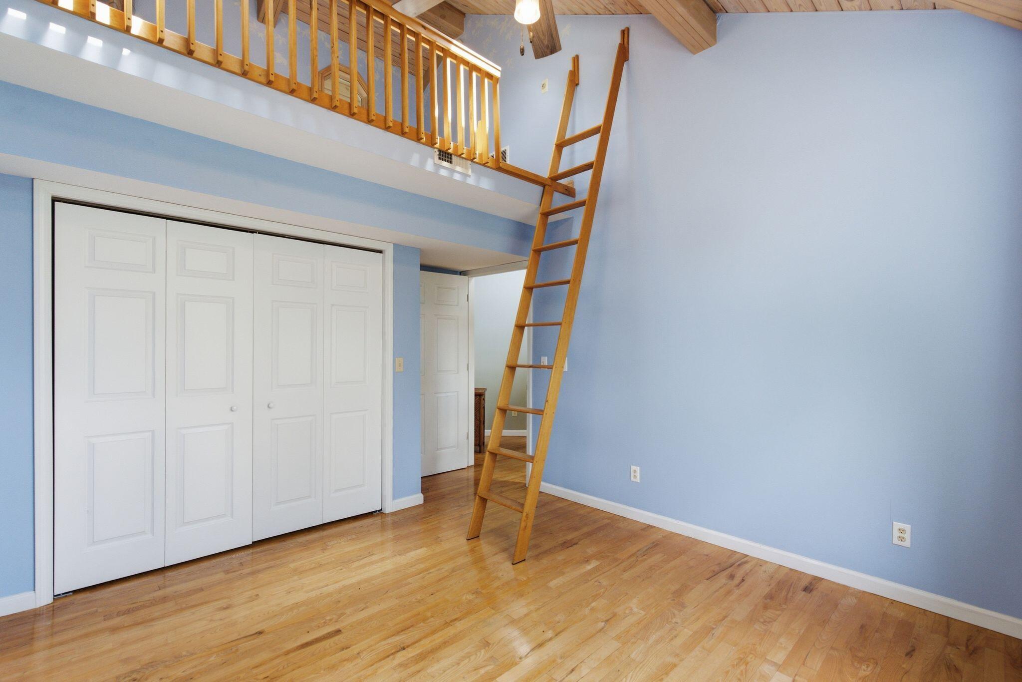 3934 Hickory Hill Drive Property Photo 29