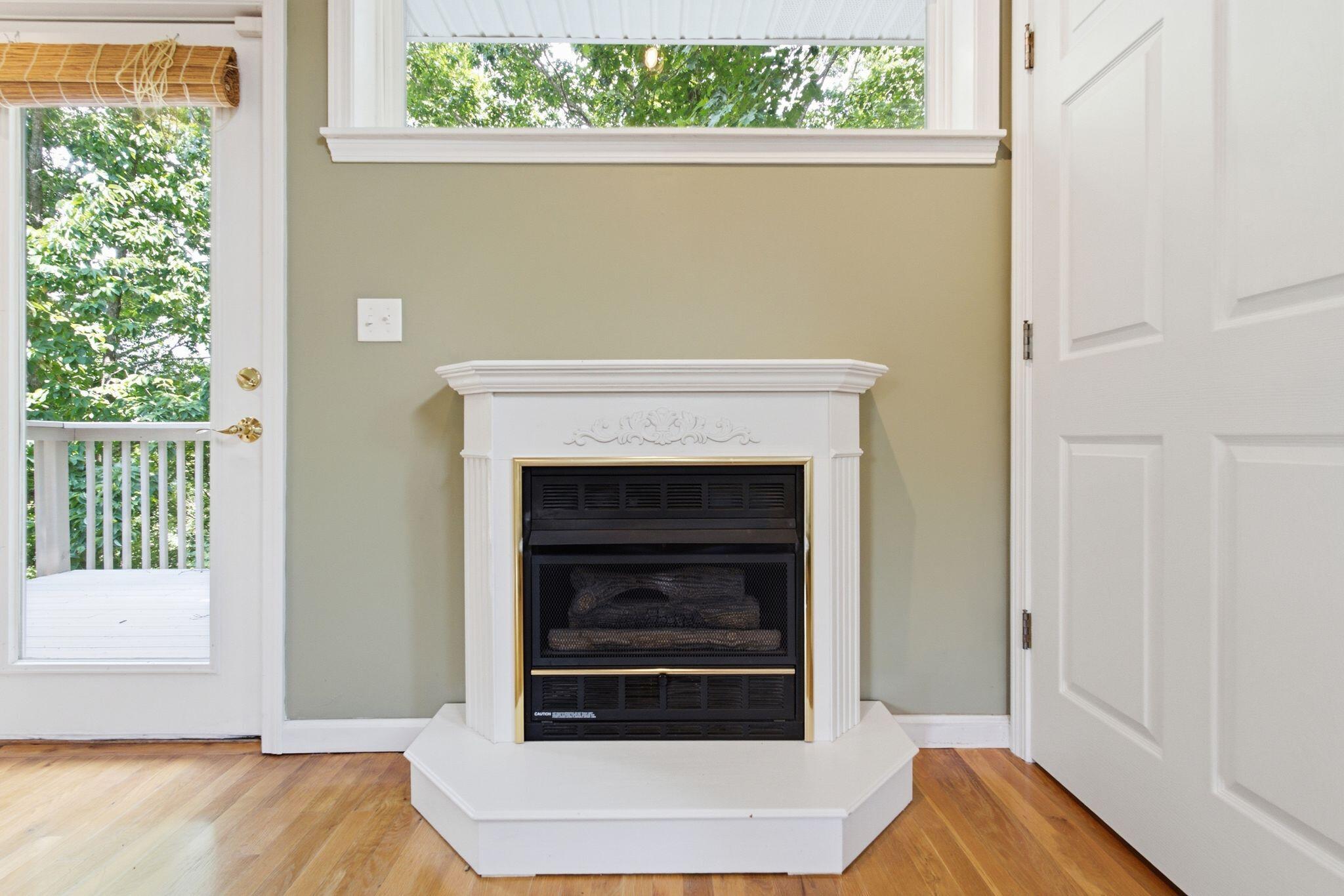 3934 Hickory Hill Drive Property Photo 44
