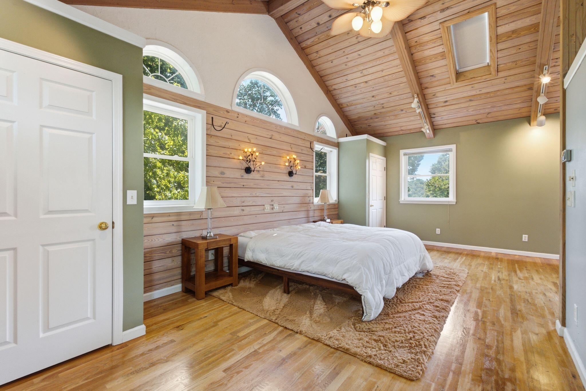 3934 Hickory Hill Drive Property Photo 47