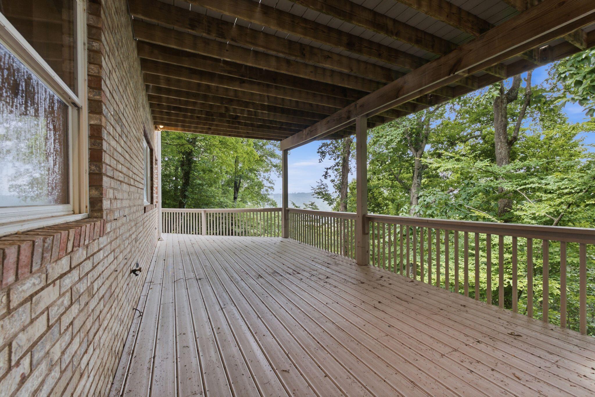 3934 Hickory Hill Drive Property Photo 54