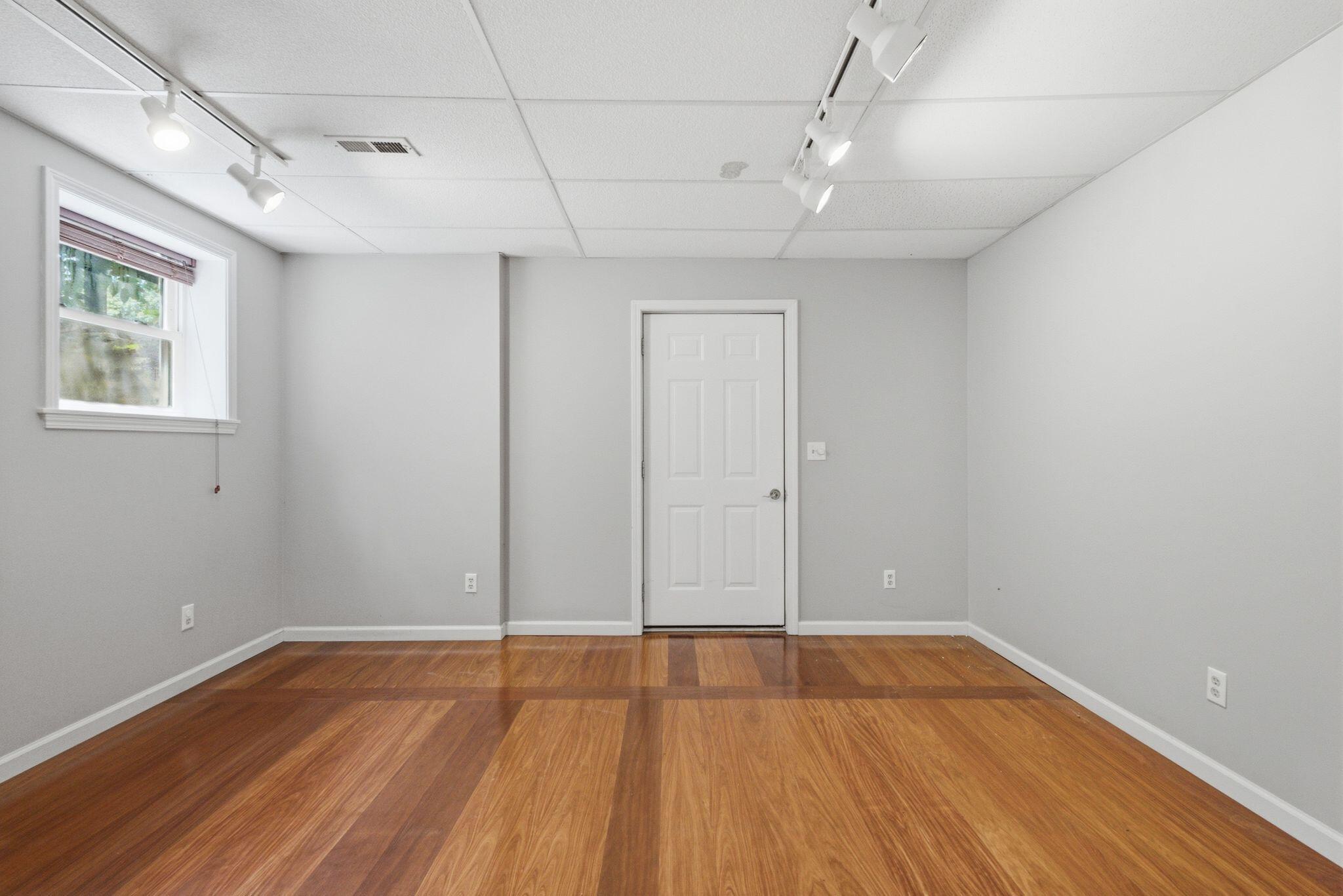 3934 Hickory Hill Drive Property Photo 65
