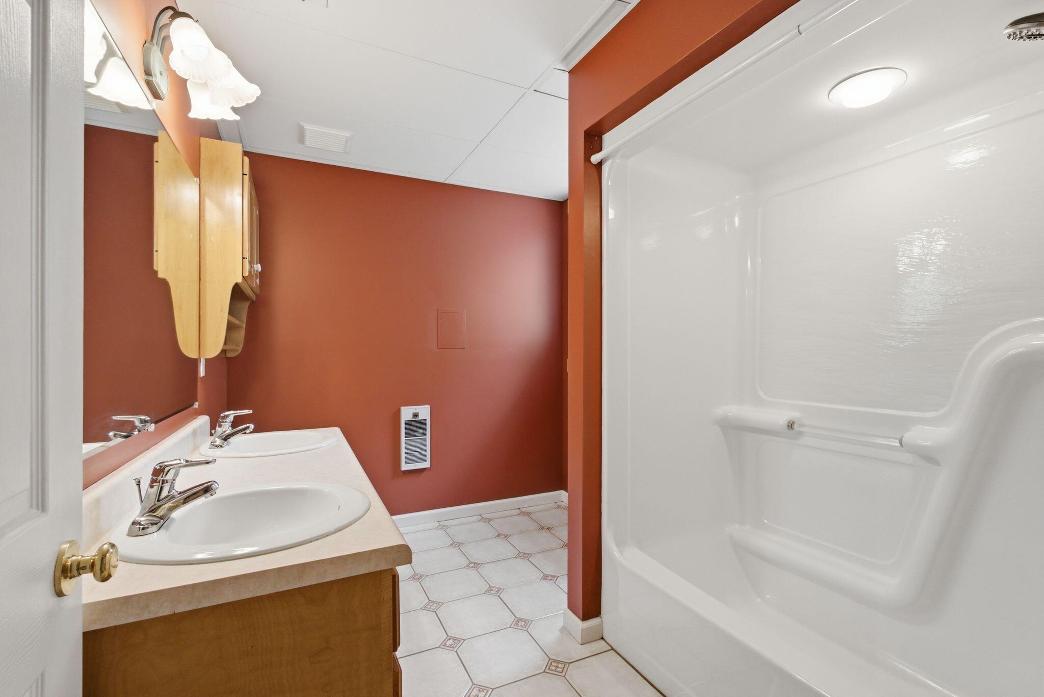 3934 Hickory Hill Drive Property Photo 71