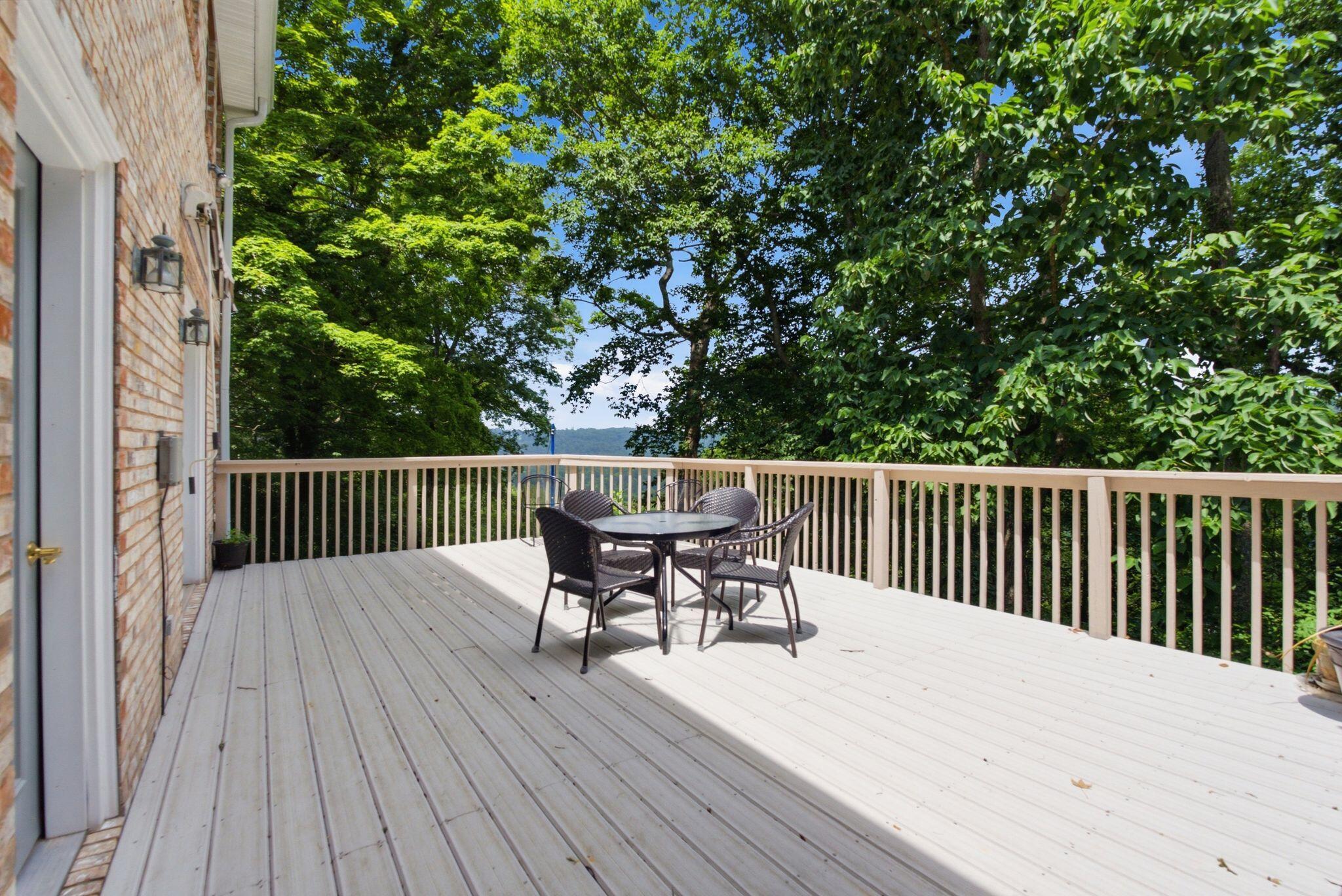 3934 Hickory Hill Drive Property Photo 74