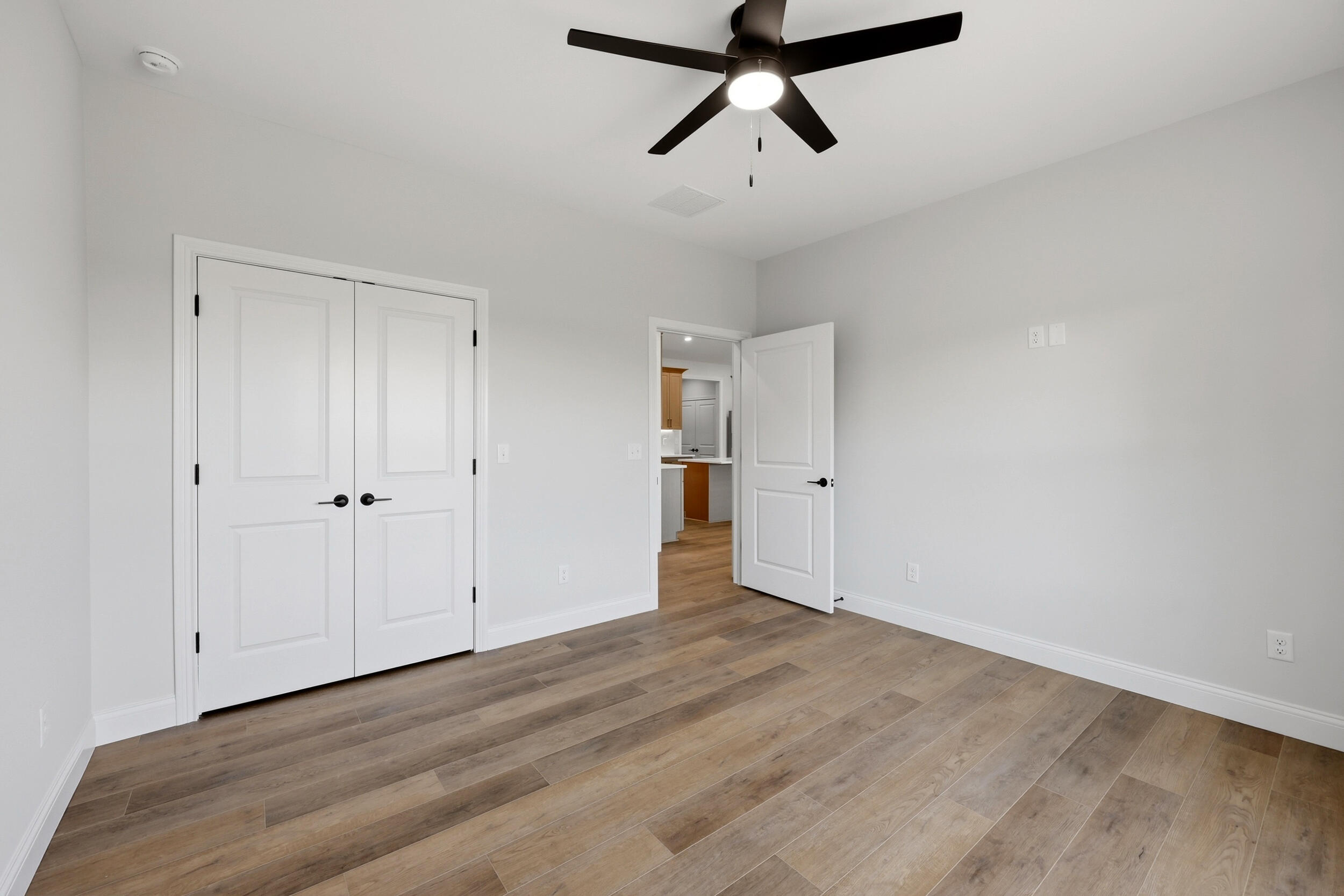104 Madison Avenue Property Photo 19