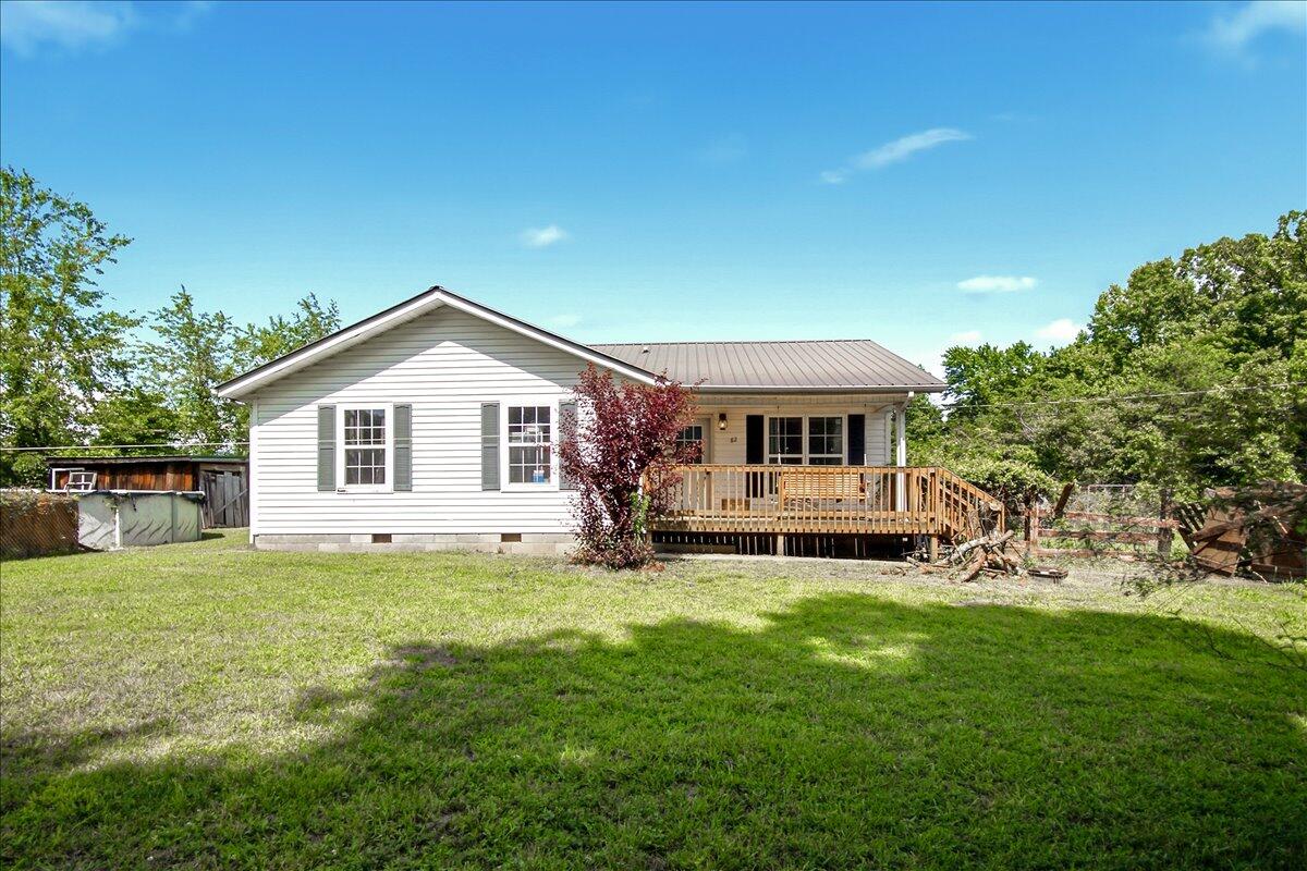 82 Hansen Road Property Photo 2