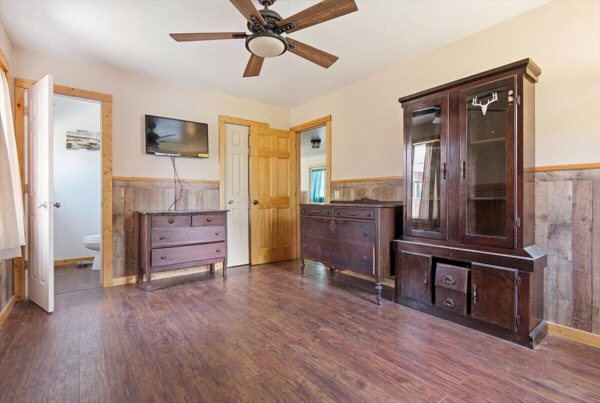 82 Hansen Road Property Photo 23