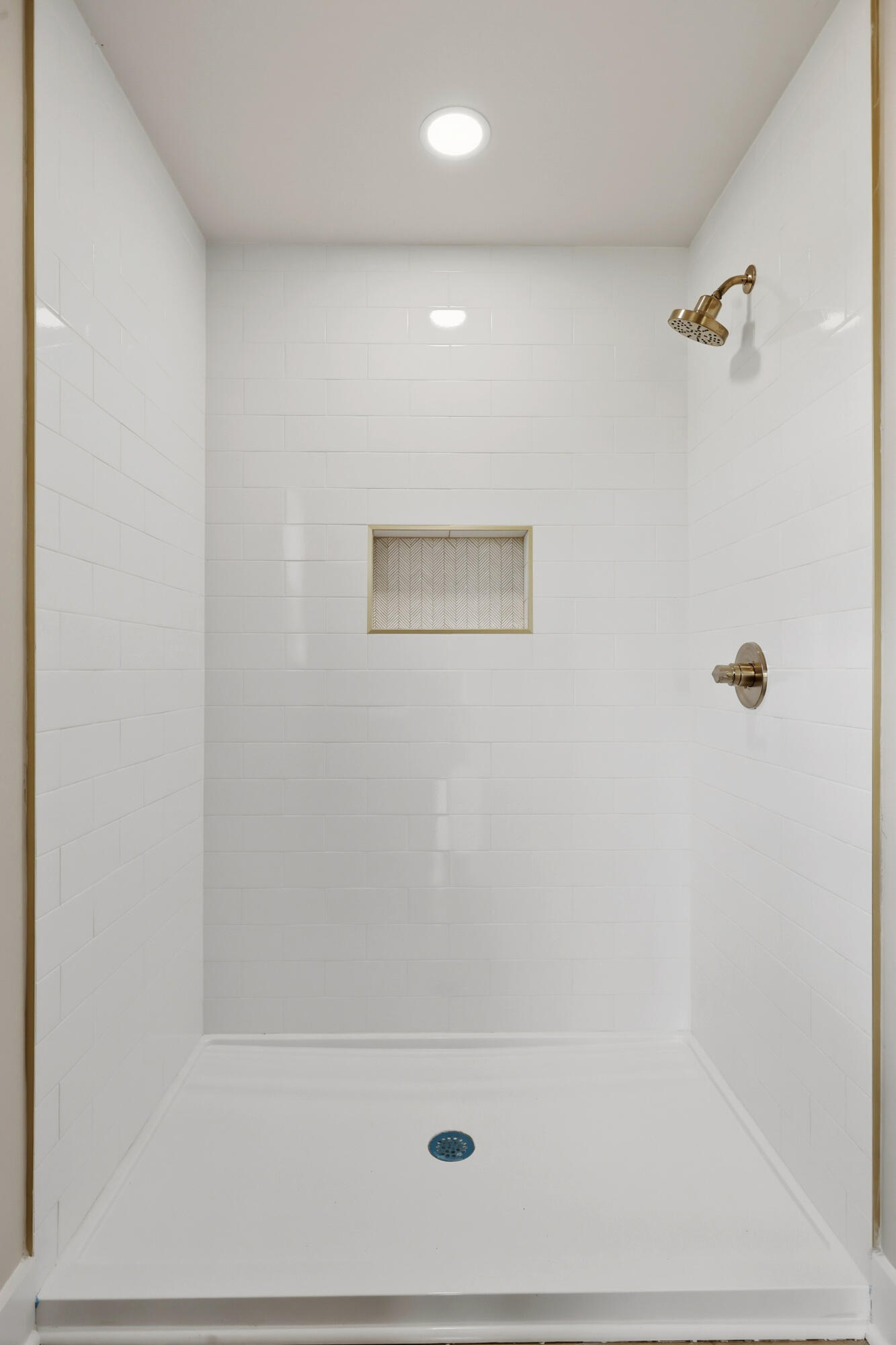 327 Mohegan Trail Property Photo 25