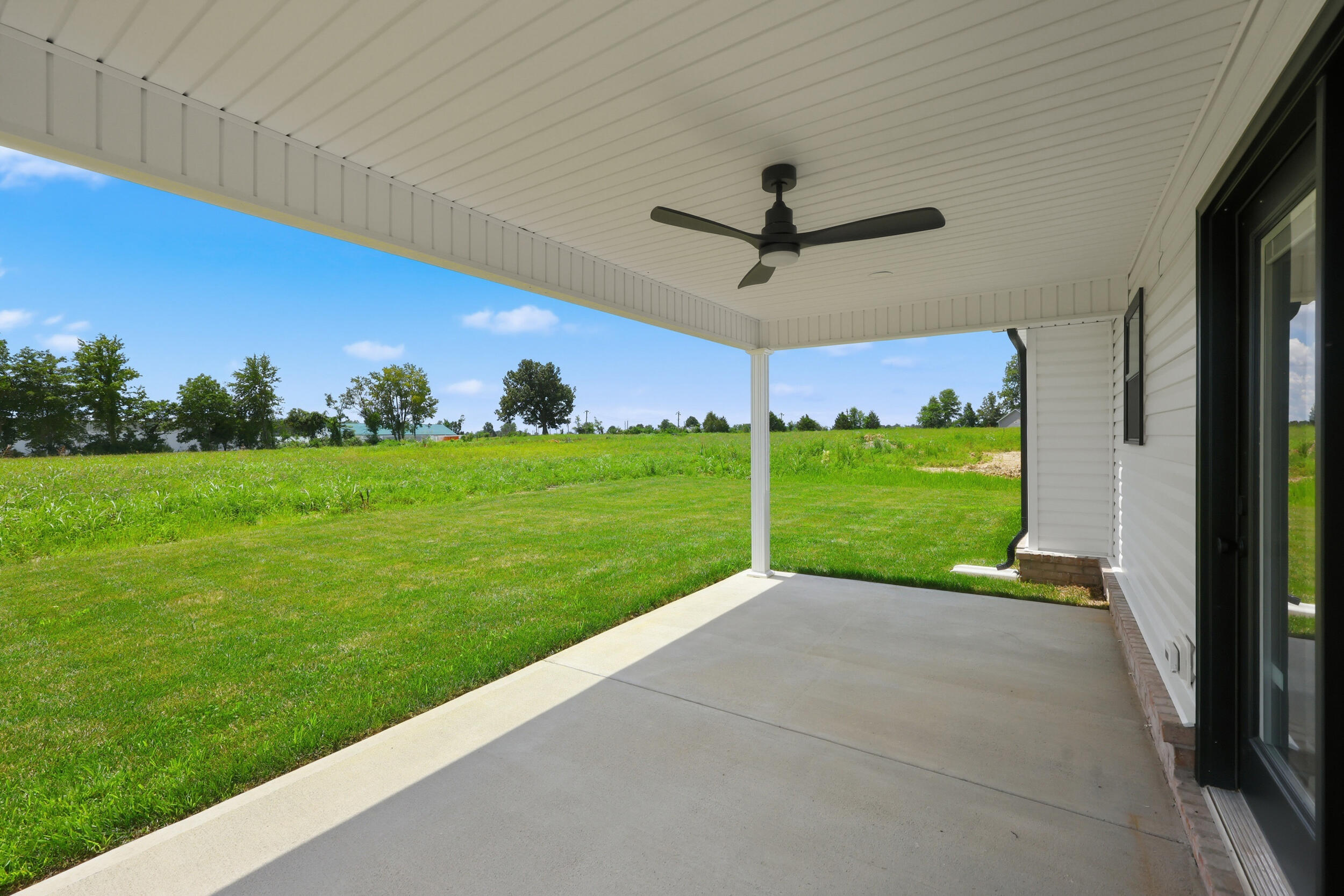 327 Mohegan Trail Property Photo 28