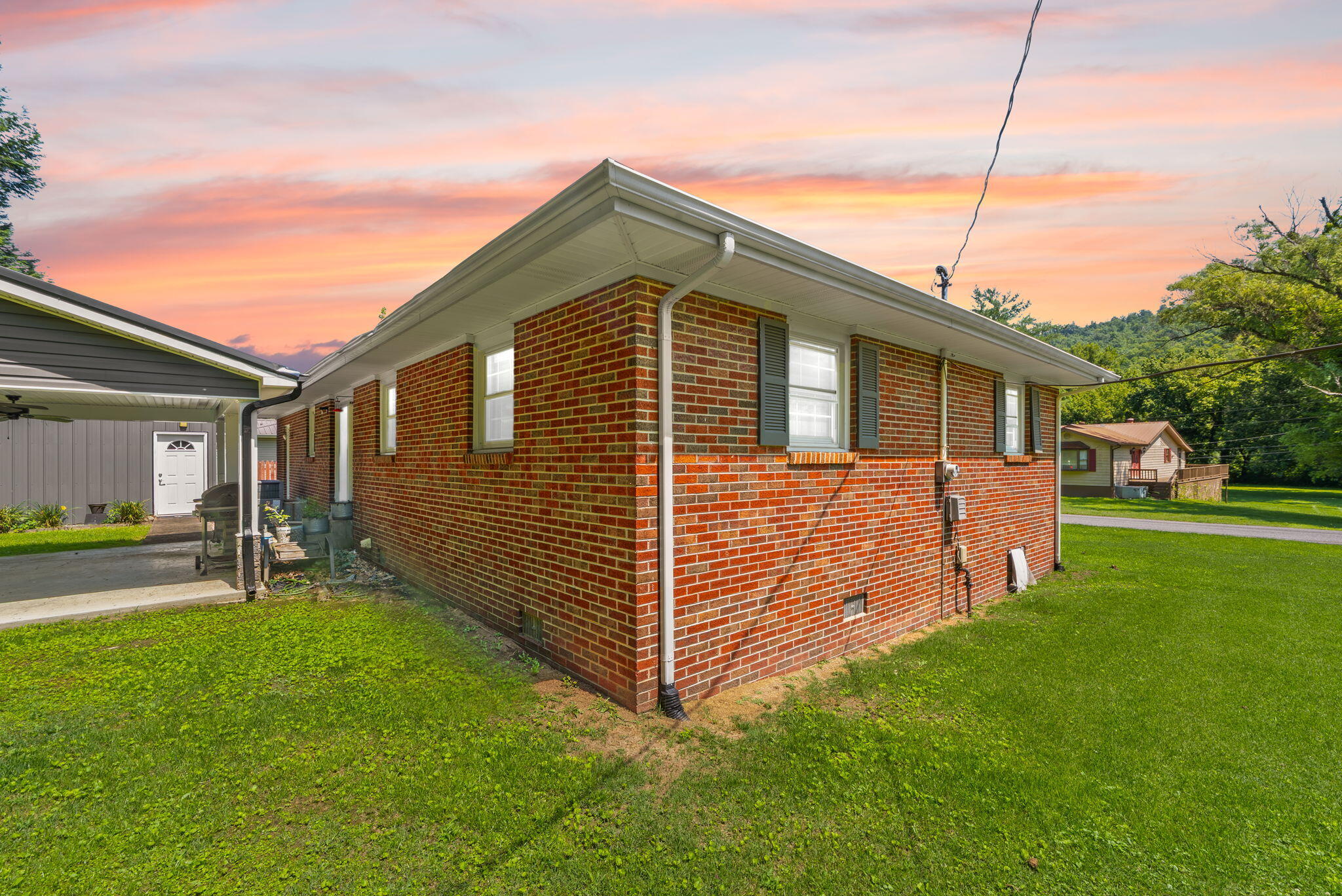171 Clark Drive Property Photo 2