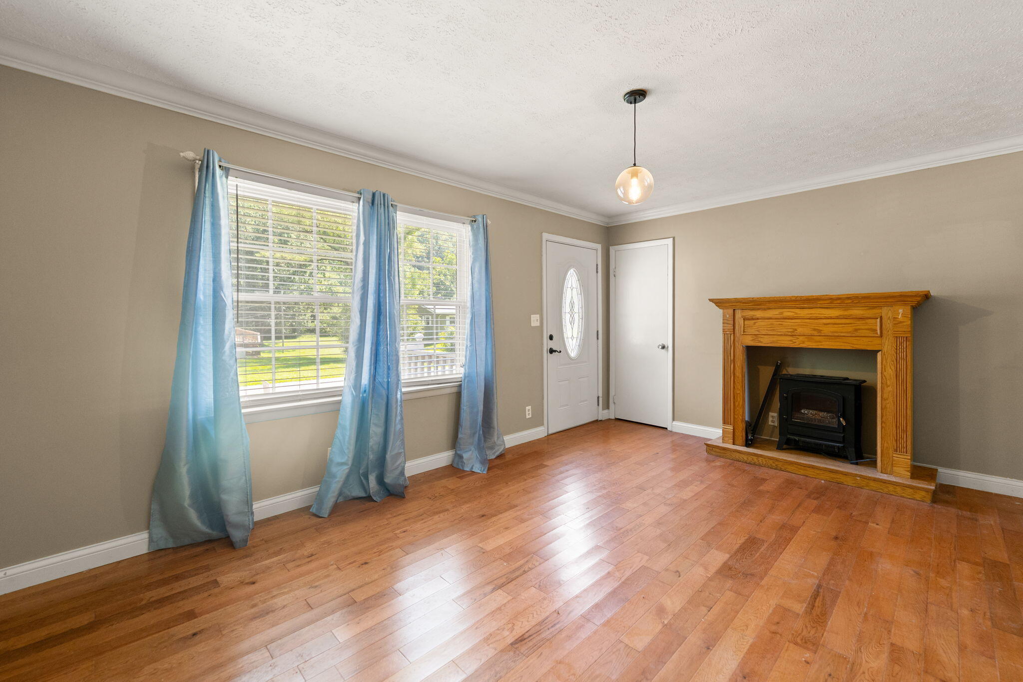 171 Clark Drive Property Photo 9