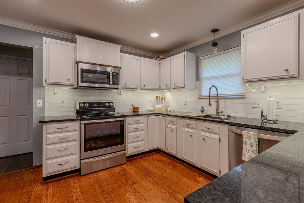 10 Poplar Lane Property Photo 3