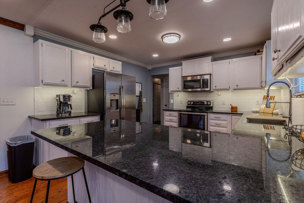 10 Poplar Lane Property Photo 6
